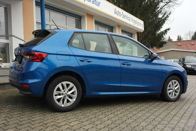 Skoda Fabia Ambition, Rückfahrkamera, DAB-Radio