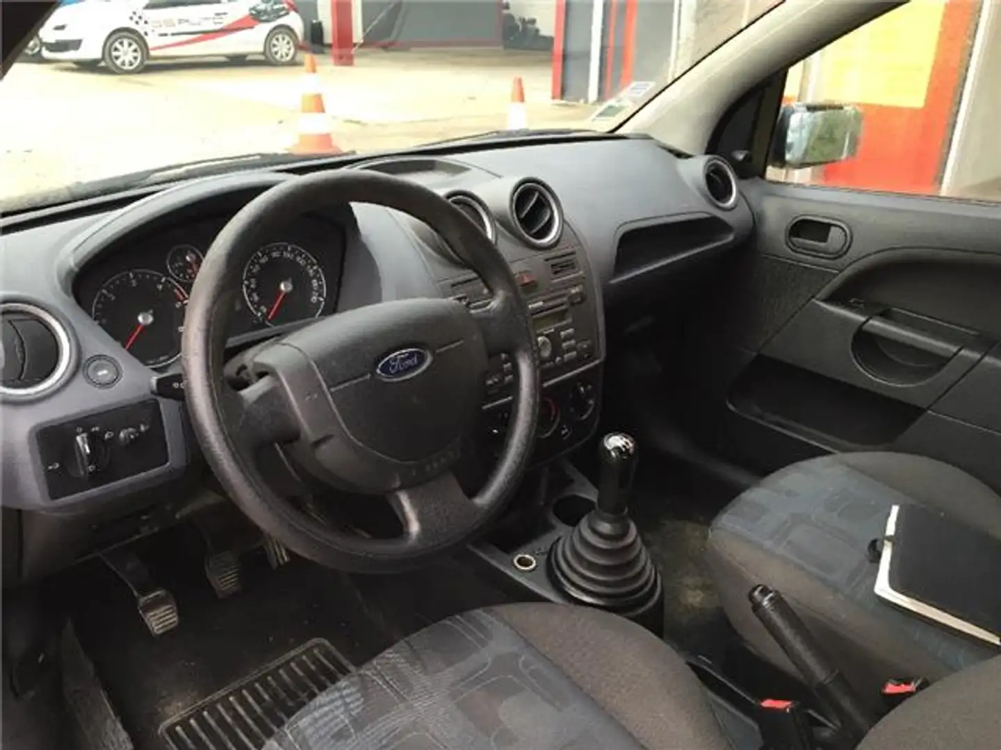Ford Fiesta 1.4 TDCi Senso Plus 3 Bleu - 2
