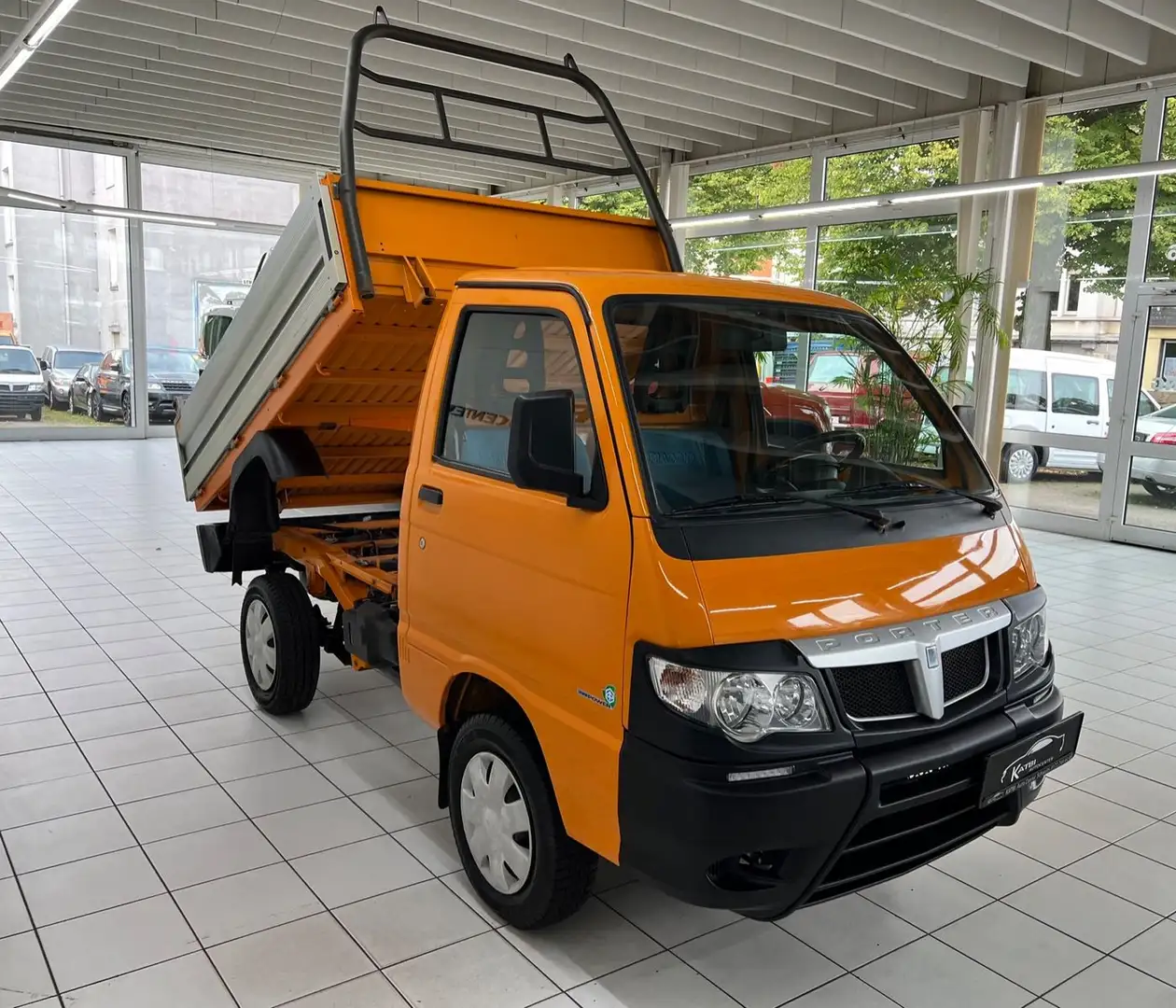 Piaggio Piaggio Porter 1.3 Kipper LPG 1. Hand HU neu Orange - 2