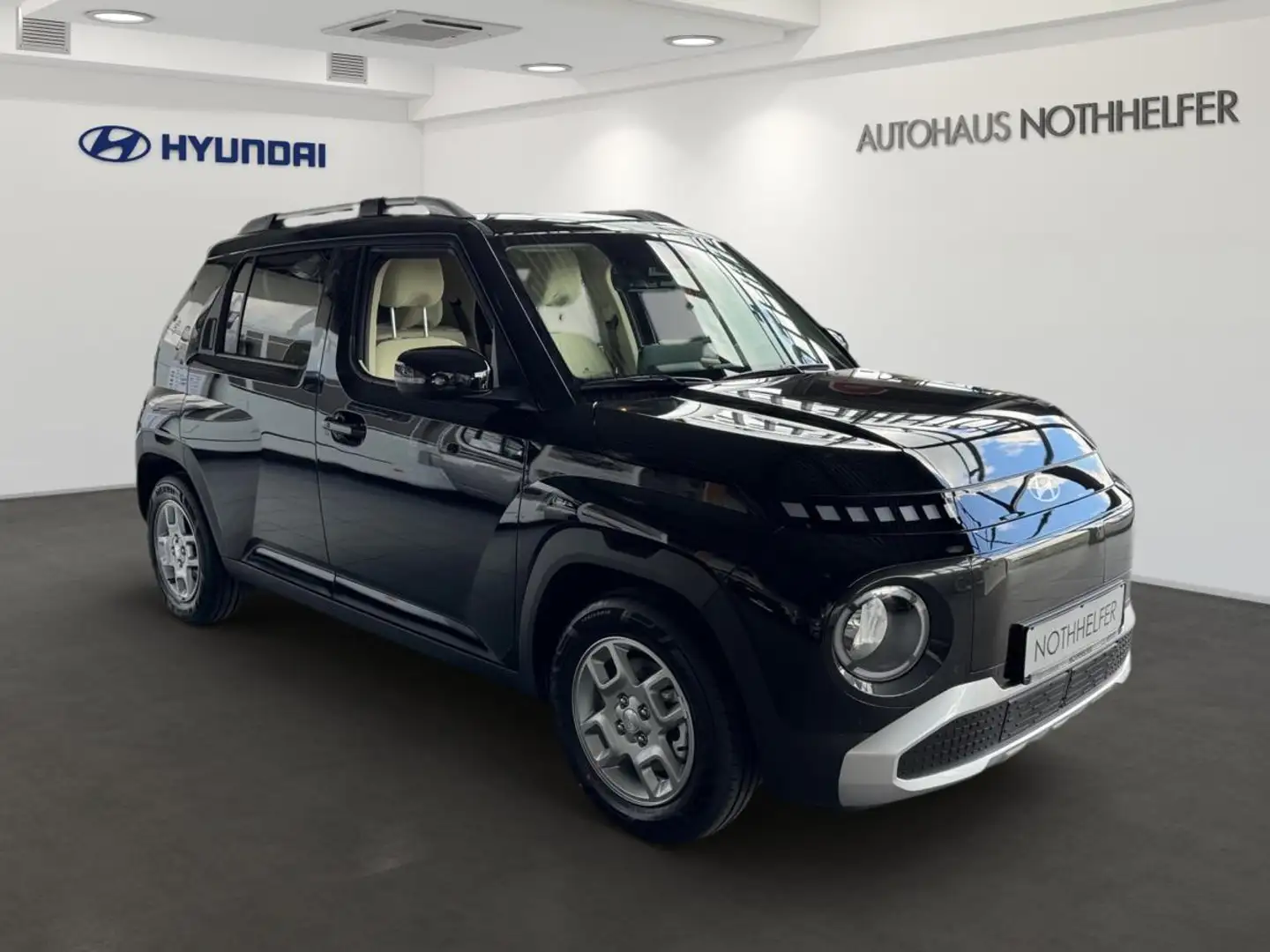 Hyundai Inster EV (MY25) 49 kWh (115 PS) 2WD Trend Effizienz-Pake Schwarz - 2