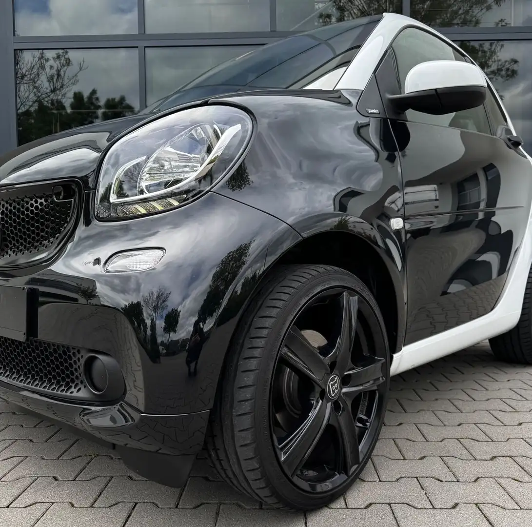 smart forTwo AUTOMAT*LEDER*NAVI*SHZ*17 ZOLL*KLIMA*TEL Bianco - 2