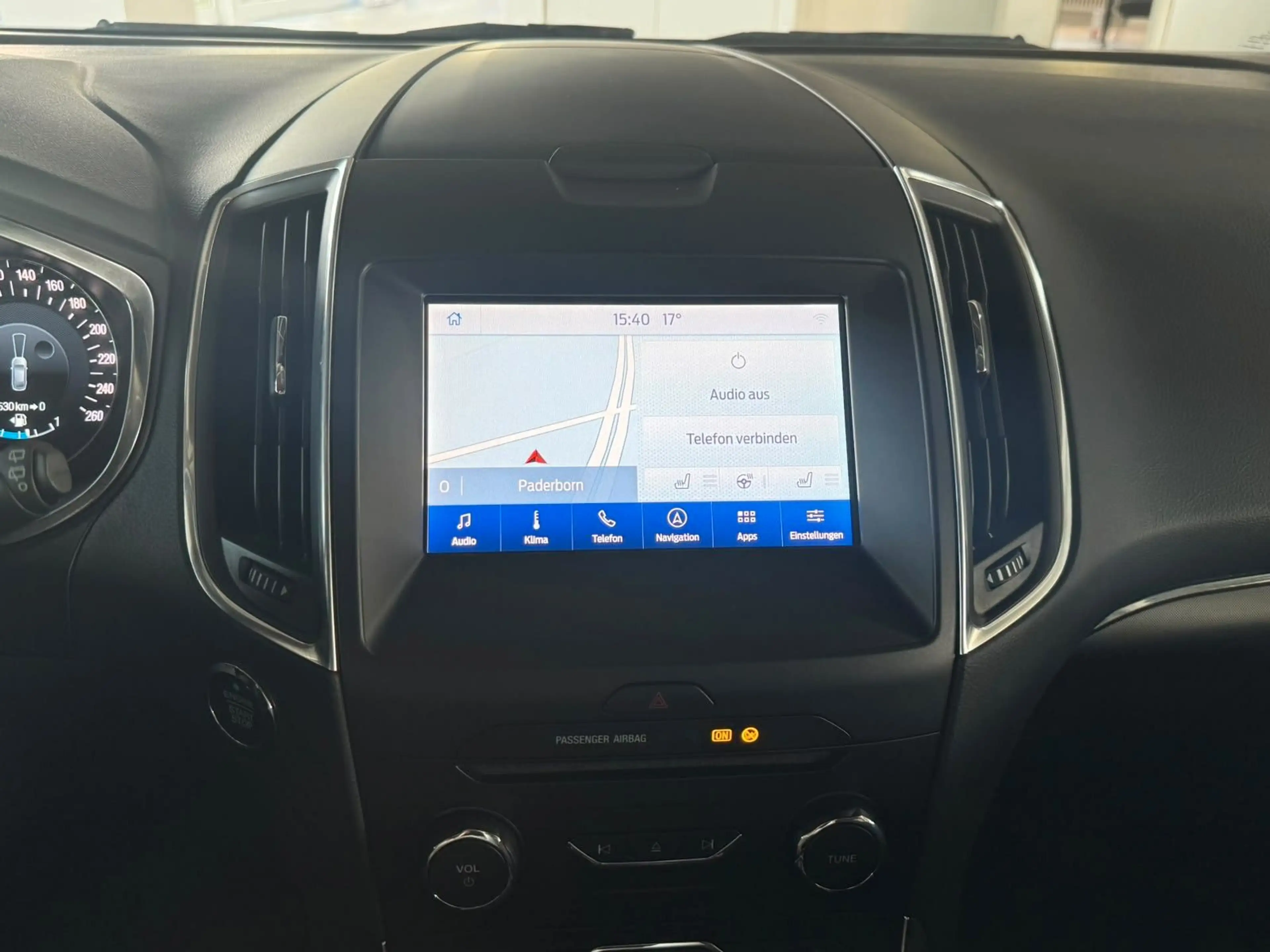 Ford S-Max S-MAX Hybrid Titanium — photo 11