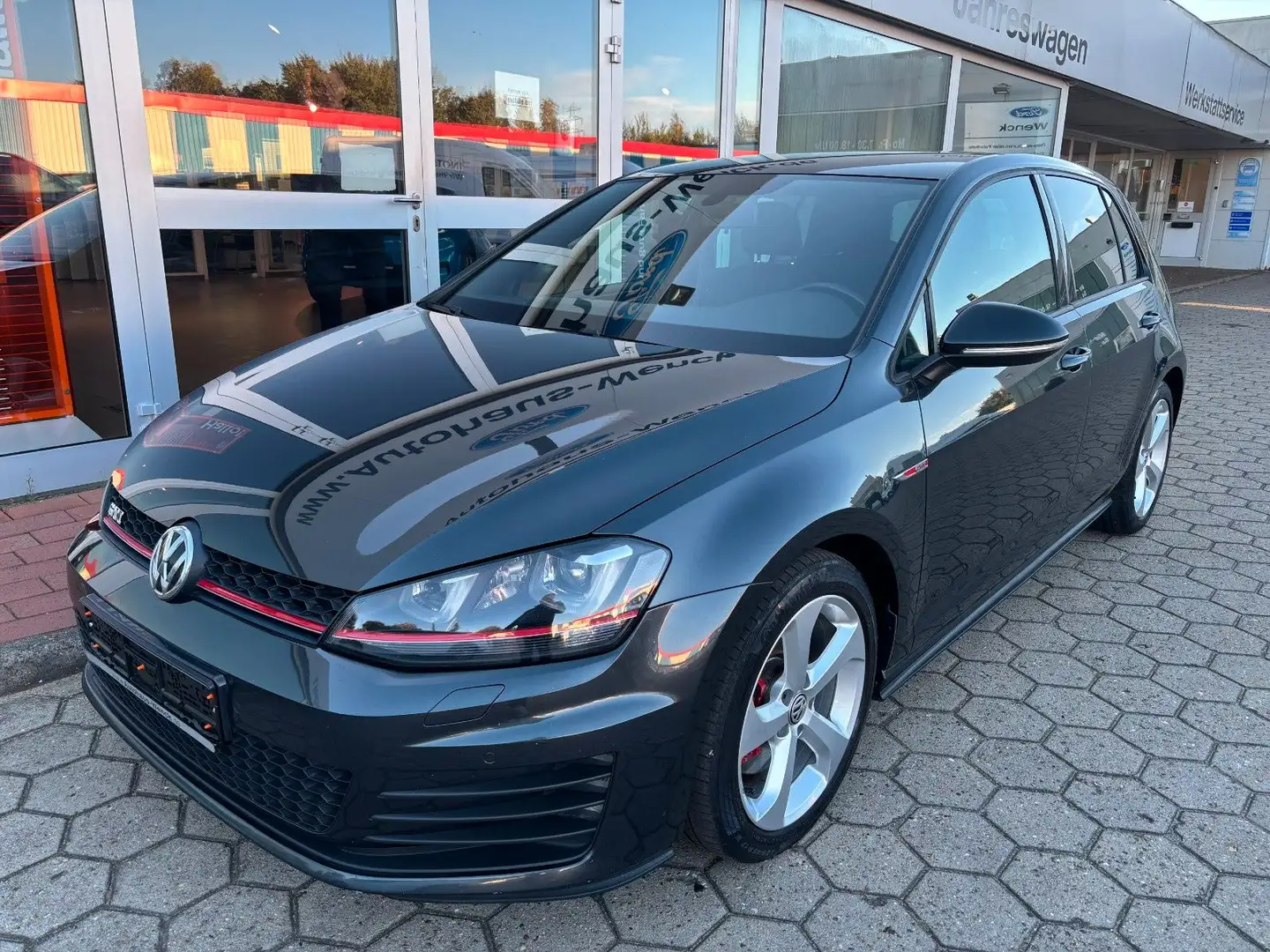 Volkswagen Golf VII GTI*2.HAND*KLIMA*XENON*SCHECKHEFT Grau - 2