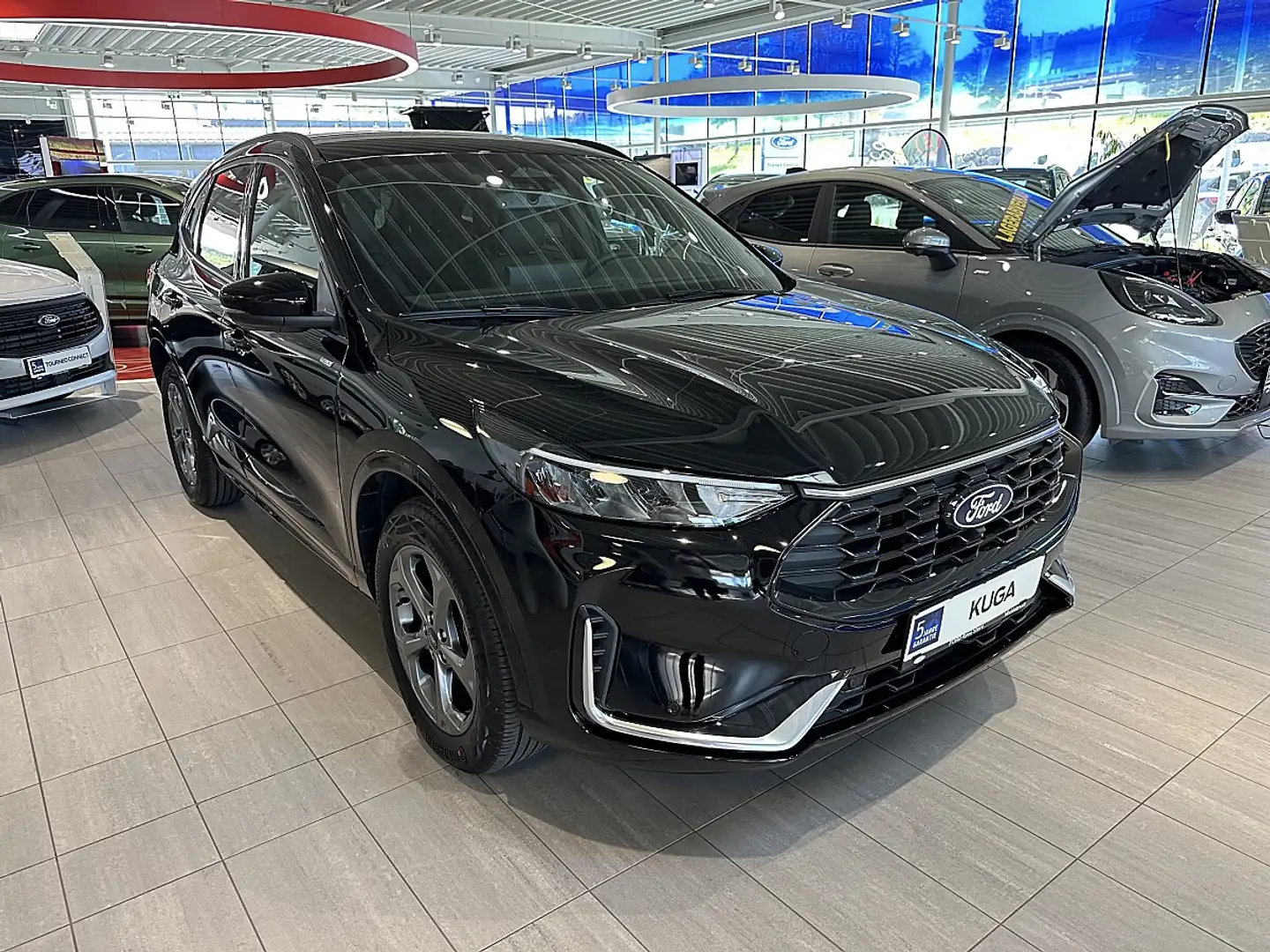 Ford Kuga 2,5 Duratec FHEV ST-Line X Aut. Schwarz - 1