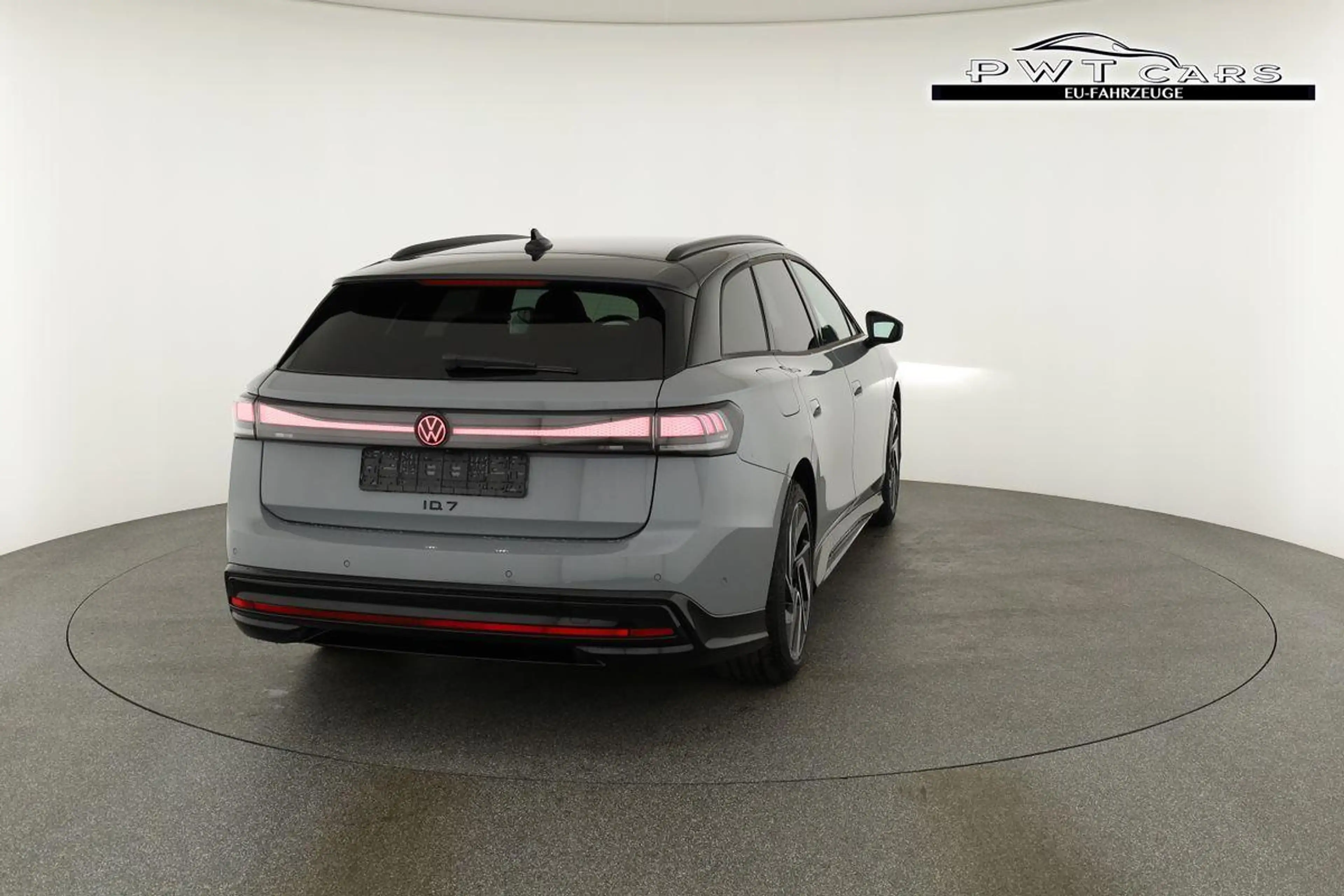 Volkswagen ID.7 Kombi Pro 210 kW Tourer Black, HuD, IQ.Light, I... — photo 15
