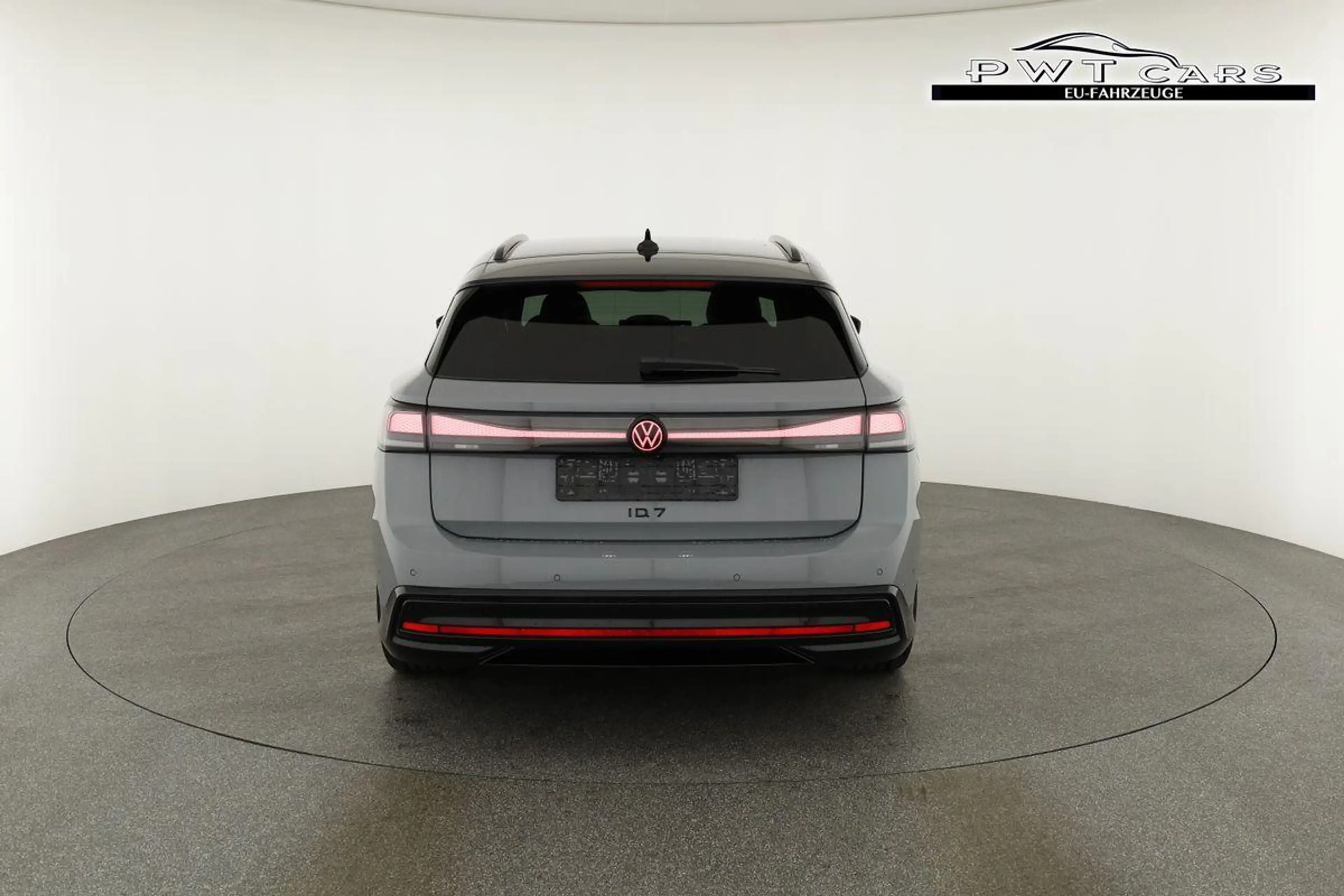 Volkswagen ID.7 Kombi Pro 210 kW Tourer Black, HuD, IQ.Light, I... — photo 14