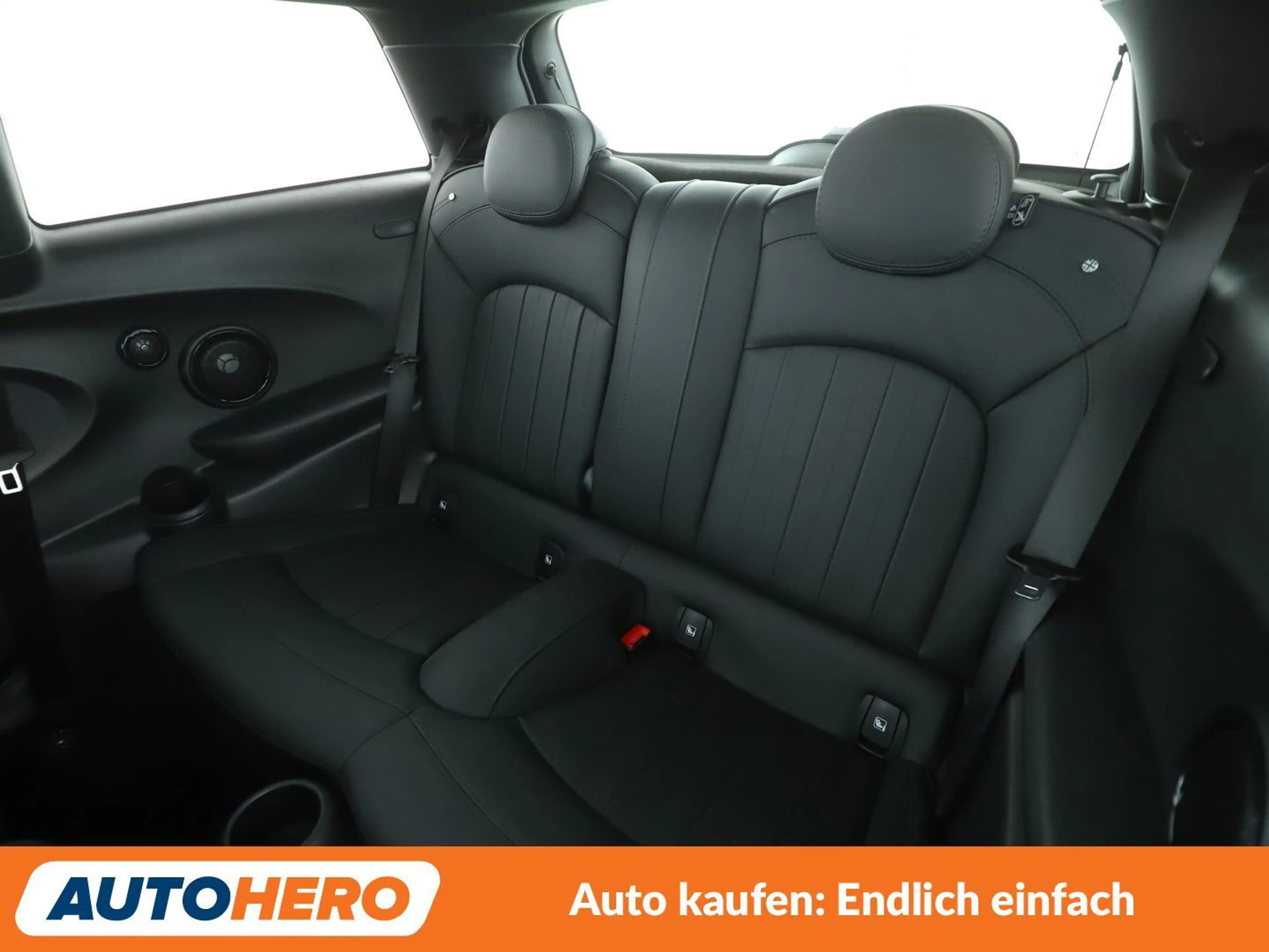 MINI Cooper SE Cooper SE Yours Trim *HUD*H&K*LED*PANO*TEMPO* — photo 14