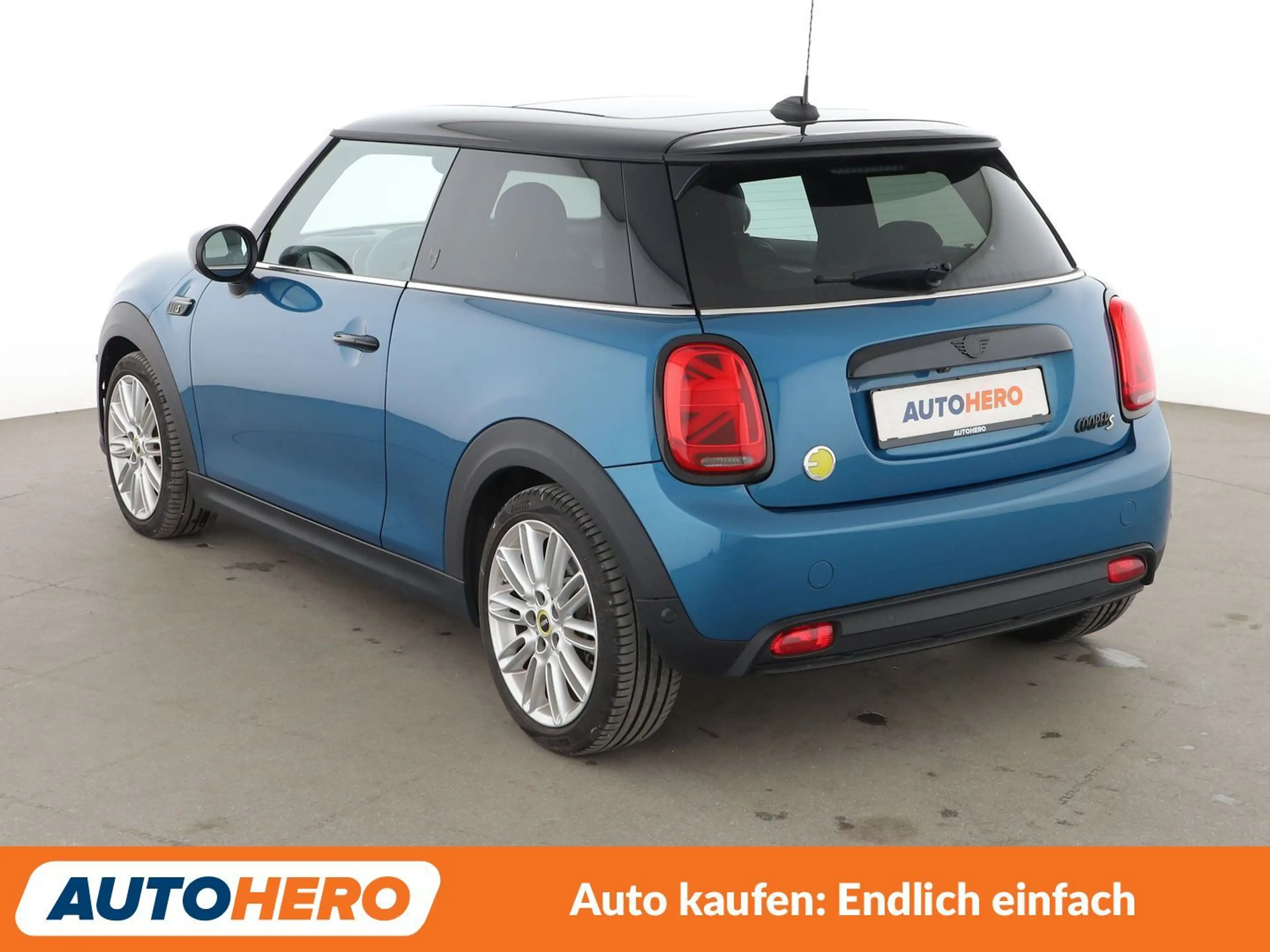 MINI Cooper SE Cooper SE Yours Trim *HUD*H&K*LED*PANO*TEMPO* — photo 4