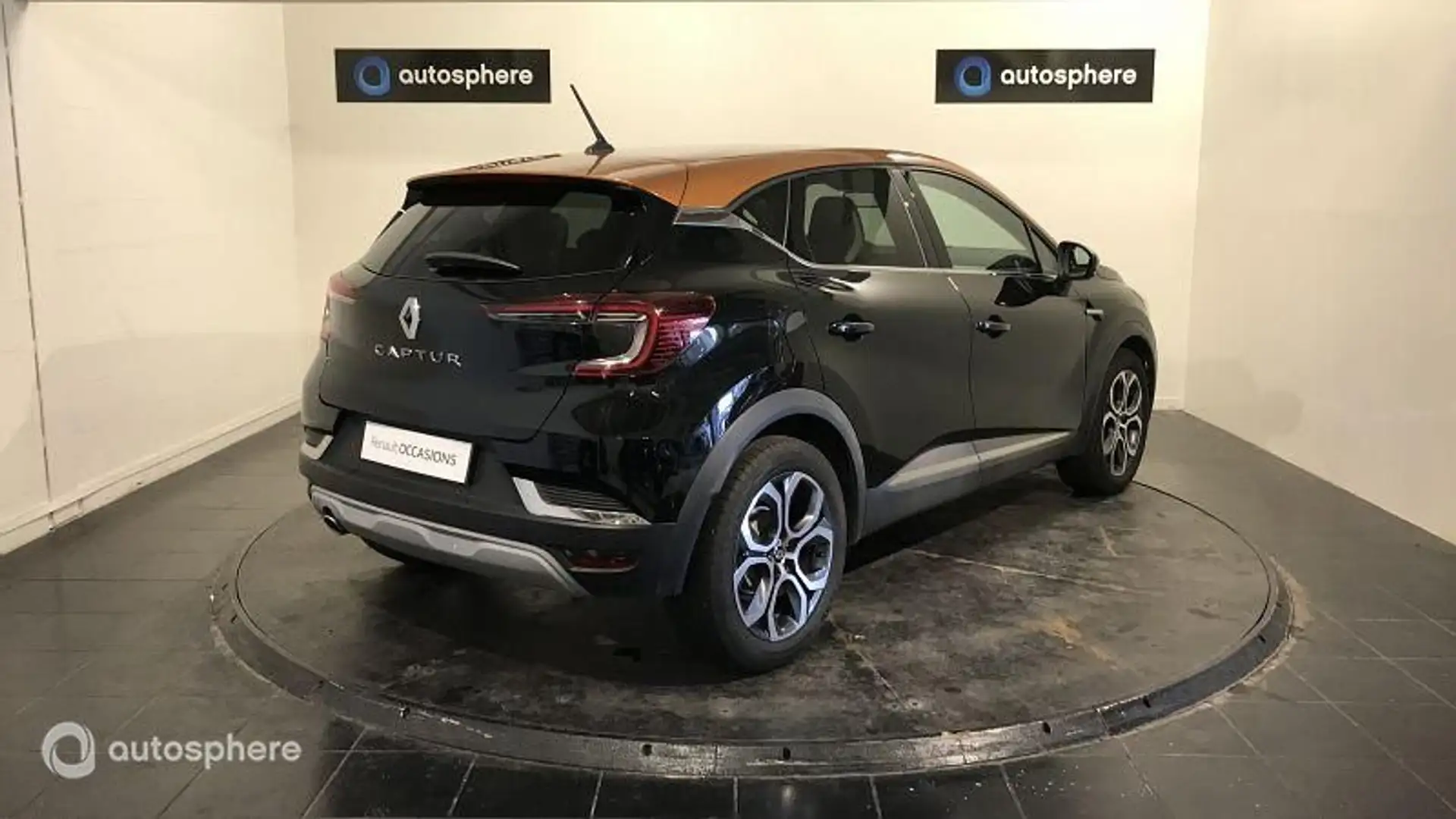 Renault Captur 1.3 TCe 140ch FAP Intens -21 - 2