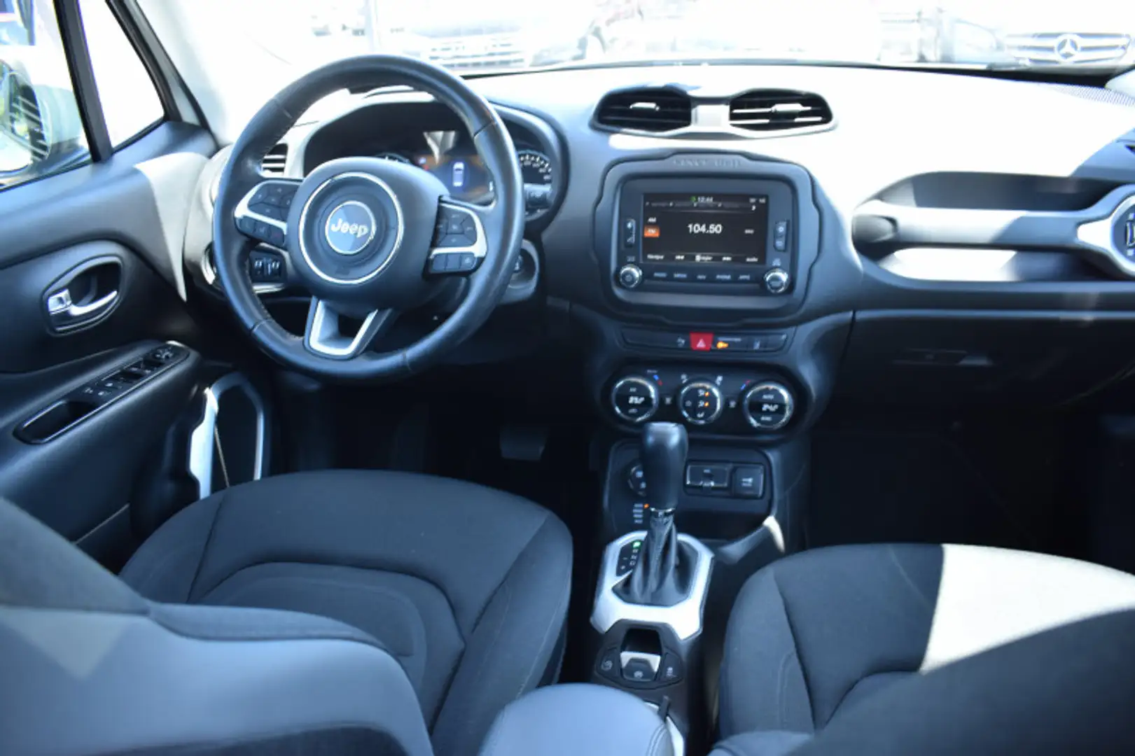 Jeep Renegade 2.0 MULTIJET S\u0026S 140CH LIMITED 4X4 BVA9 Blanc - 2