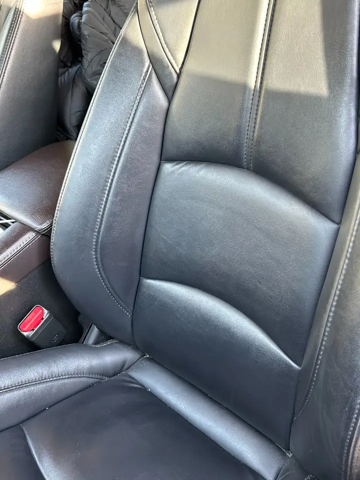 Mazda 3 снимка Mazda 3