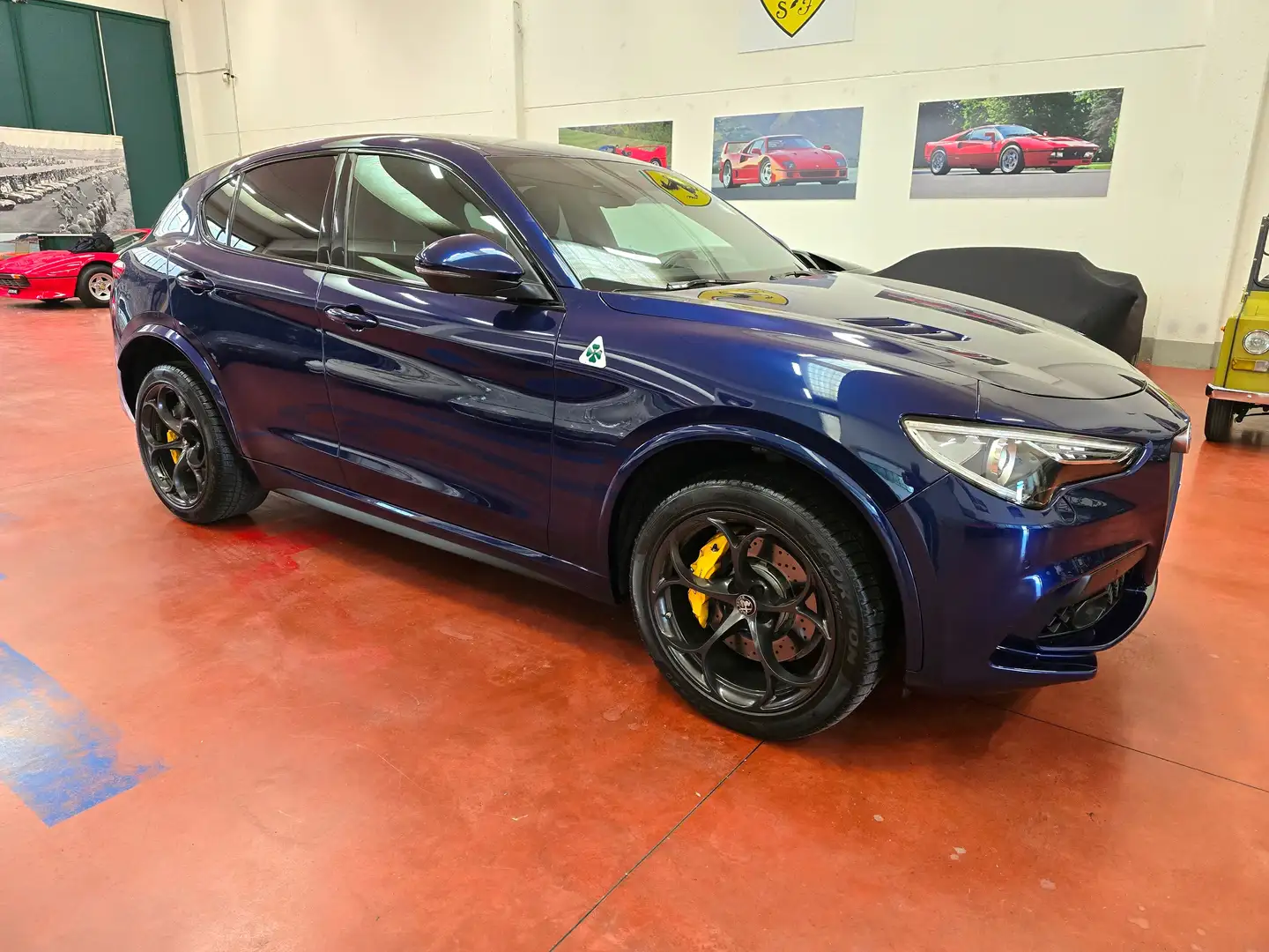 Alfa Romeo Stelvio Stelvio 2.9 bi-t V6 Quadrifoglio Q4 510CV Blau - 1