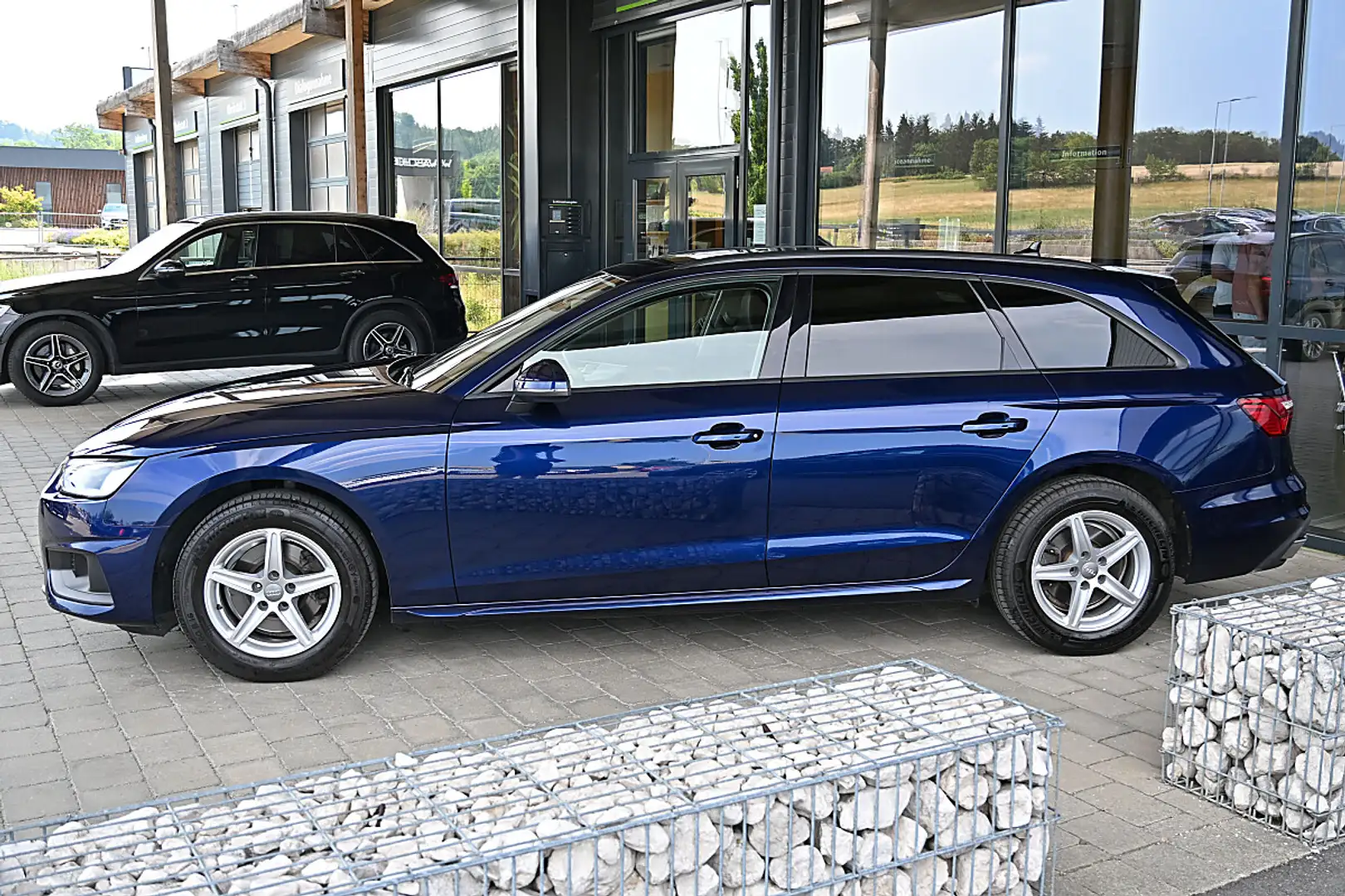 Audi A4 Avant 35 TDI S-tronic LED, Navi, Sportsitze, Vi... Blau - 2