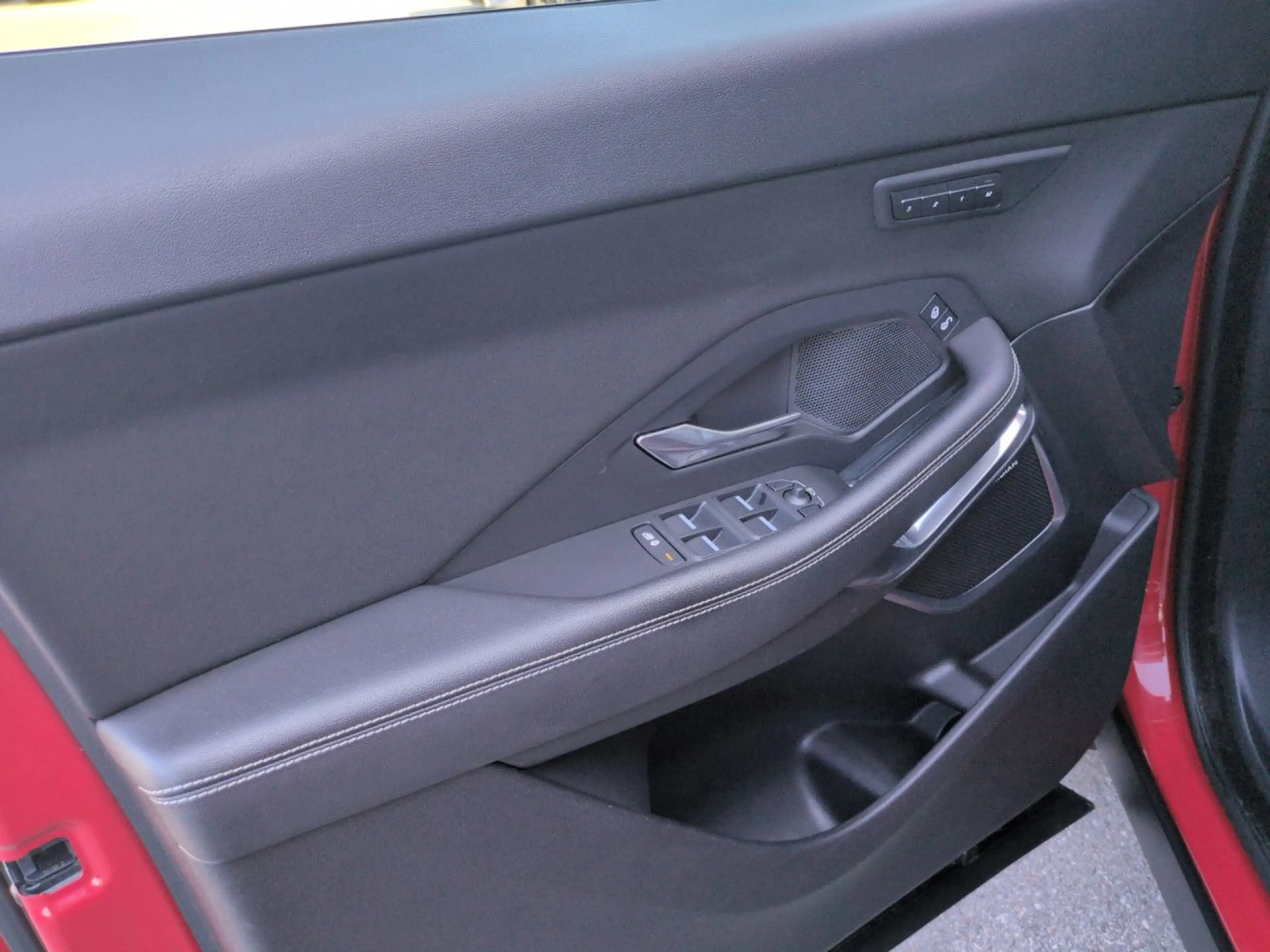 Jaguar E-Pace P250 AWD R-Dynamic SE Bluetooth Navi LED — photo 4