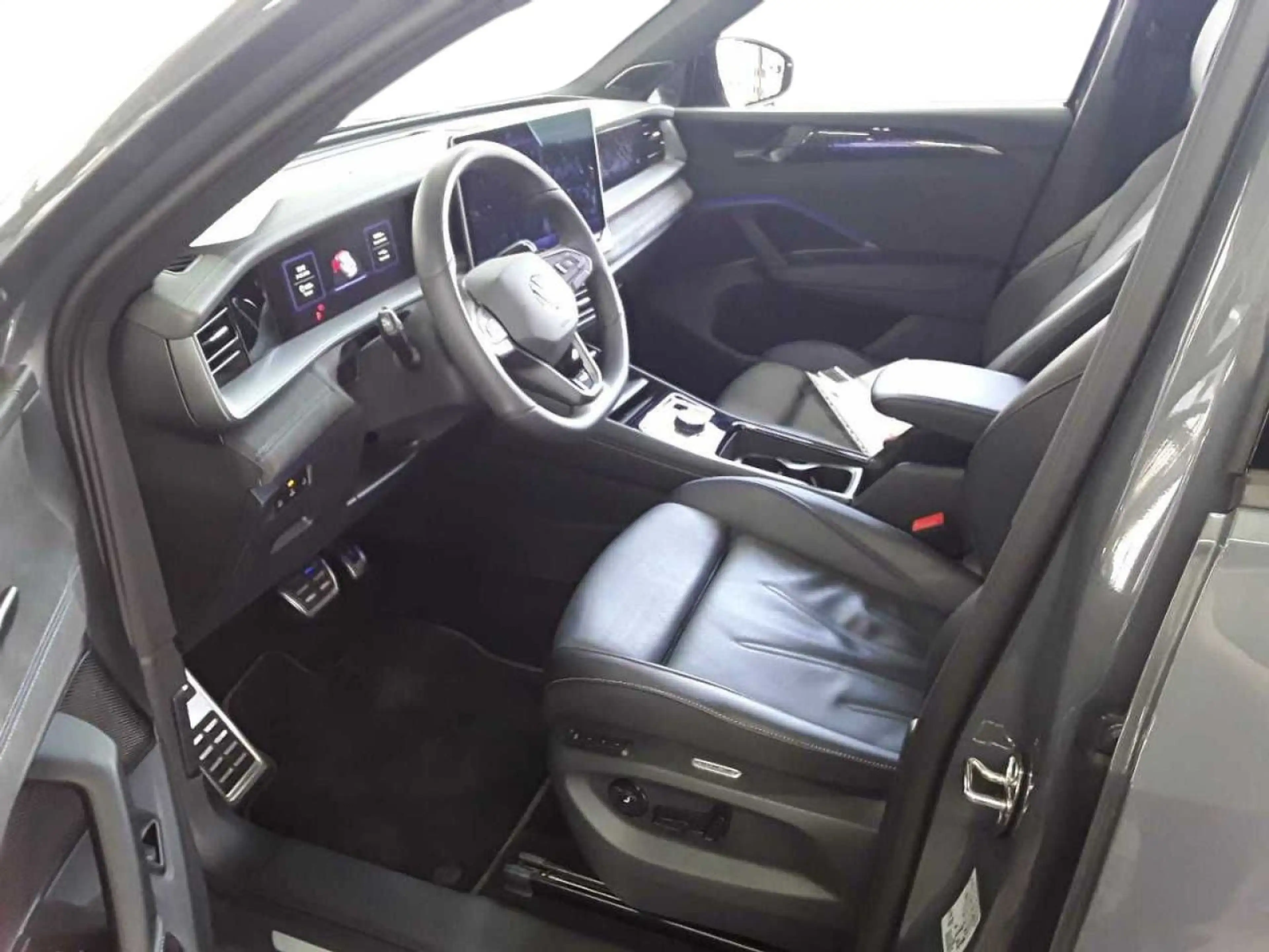 Volkswagen Tayron 1.5eHybrid DSG R-Line BlackStyle AHK HuD — photo 5
