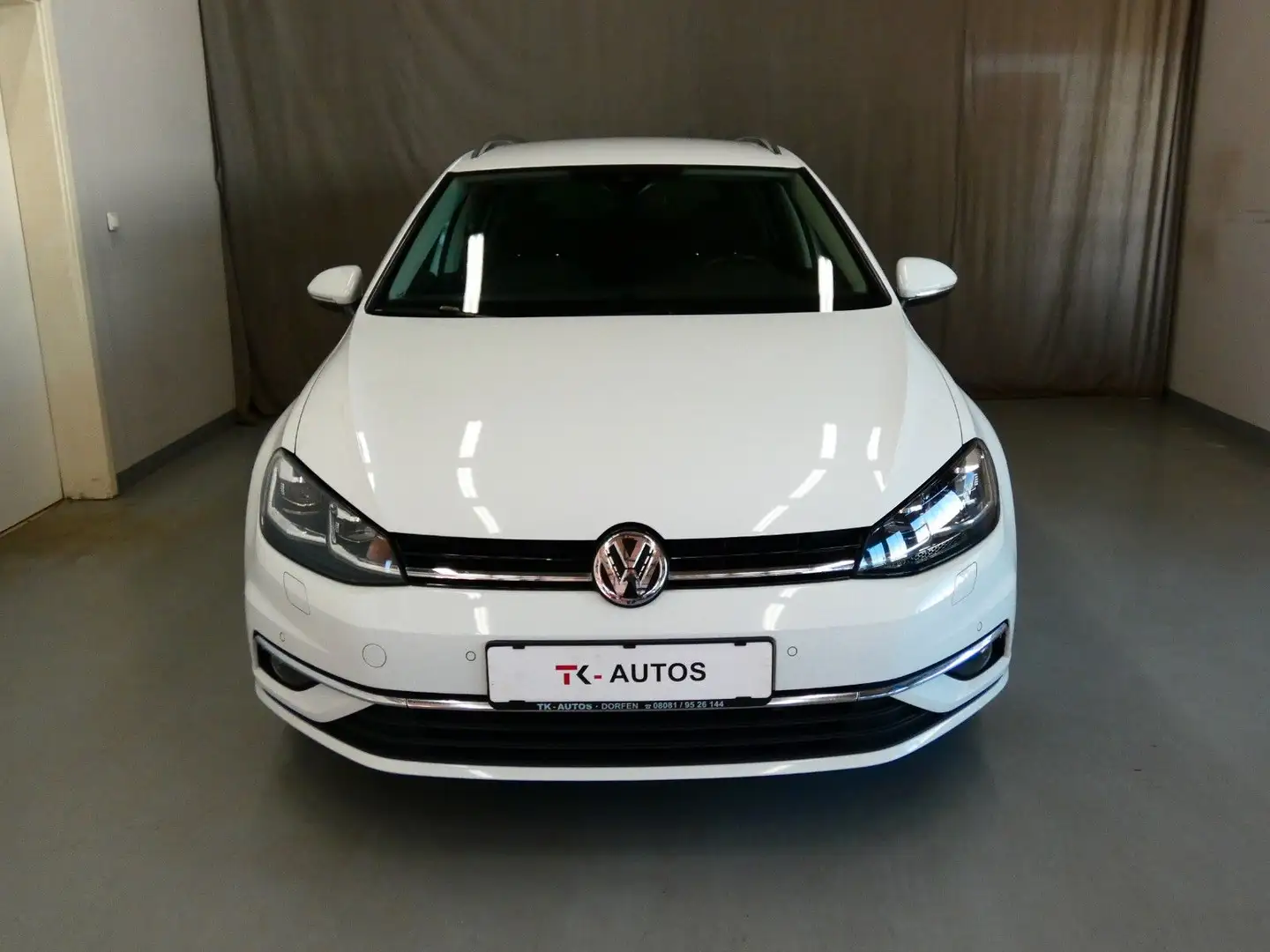 Volkswagen Golf Var. 2.0 TDI Highline,1.Hand,Navi,LED,ACC Wit - 2