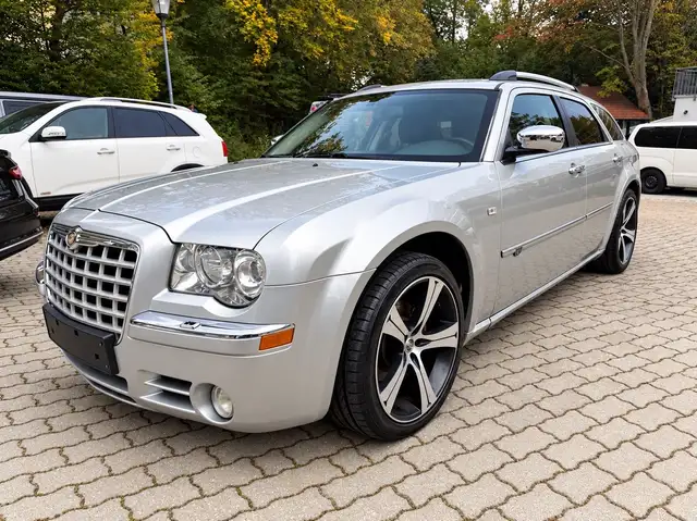 Chrysler 300C Touring 3.0 CRD XEN NAVI LEDER 20 Zoll