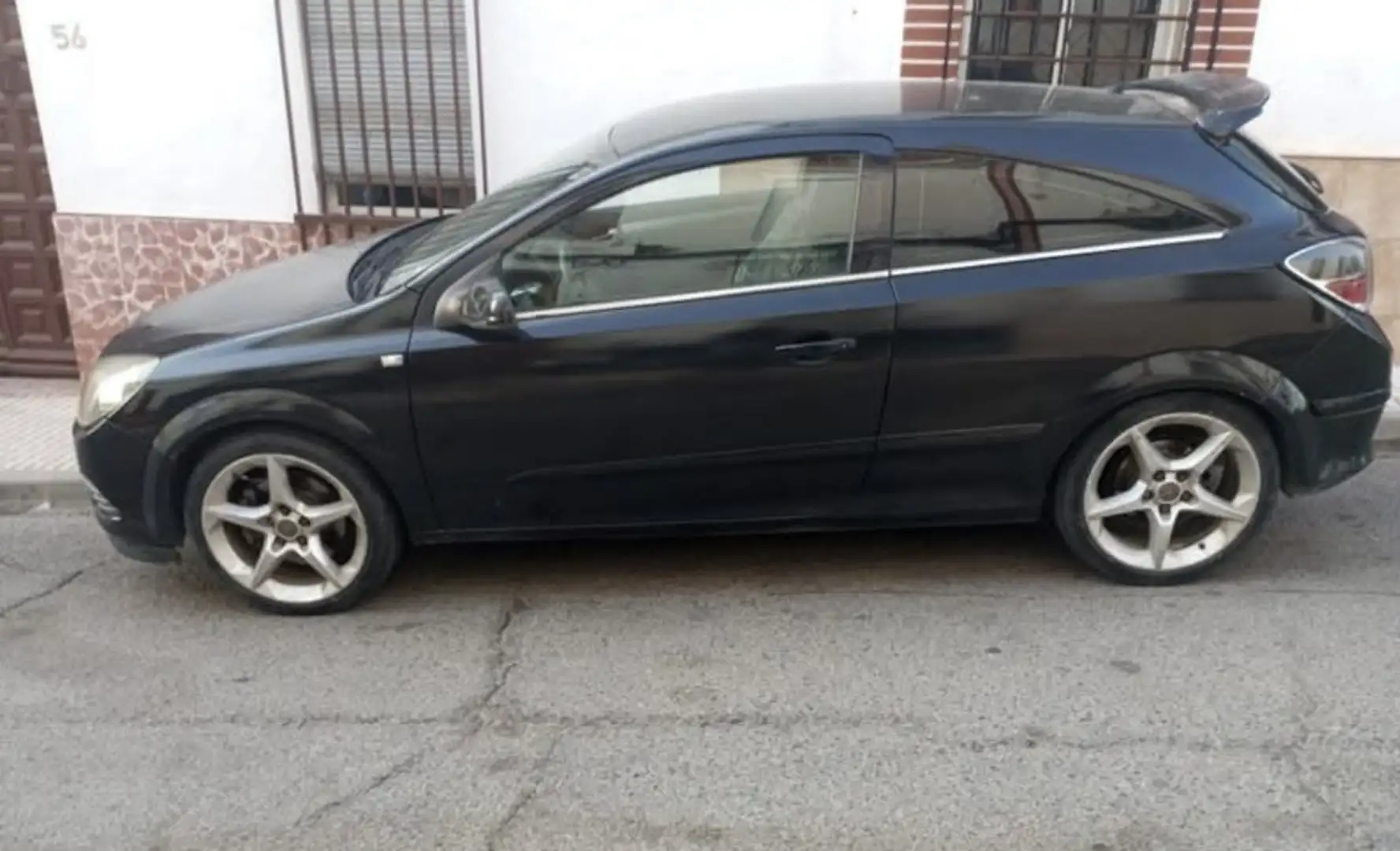 Opel Astra Coupé 2.2DTI Bertone Edition - 2