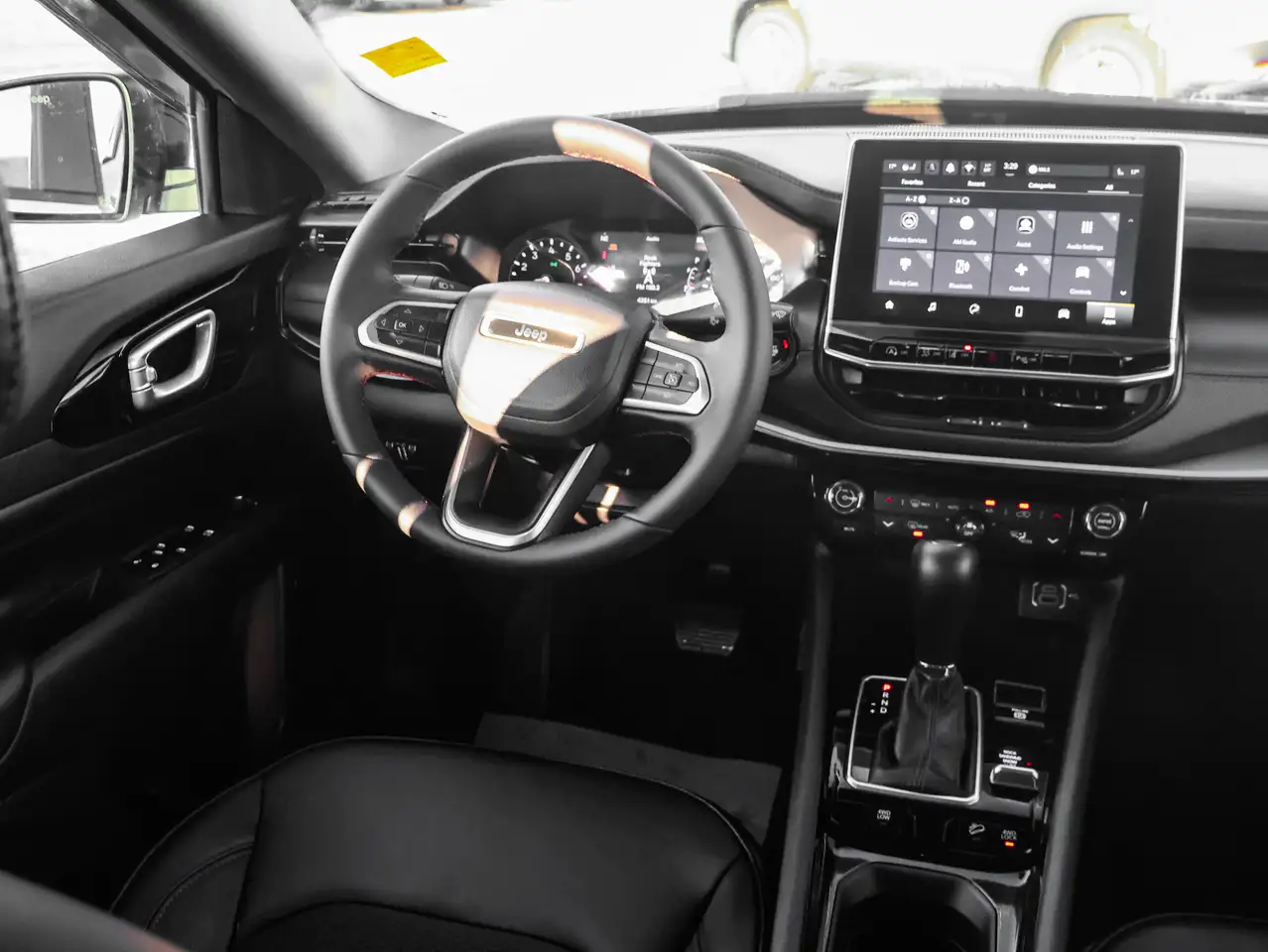 Jeep Compass снимка Jeep Compass
