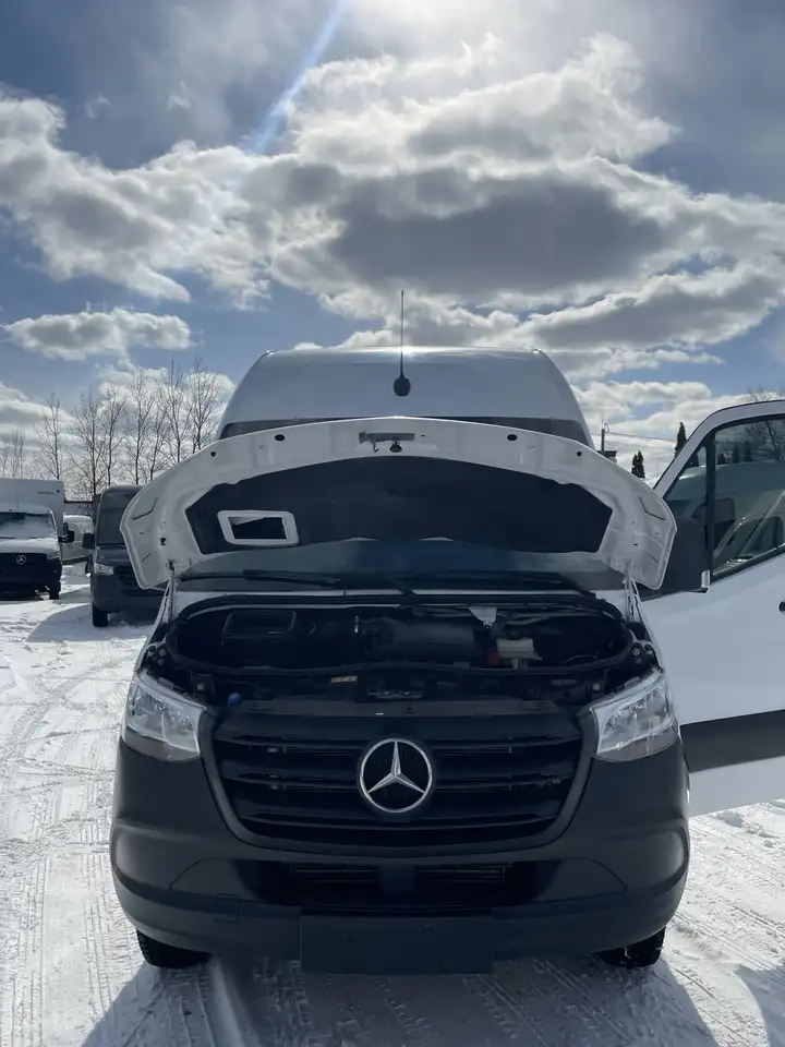 Mercedes-Benz Sprinter снимка Mercedes-Benz Sprinter