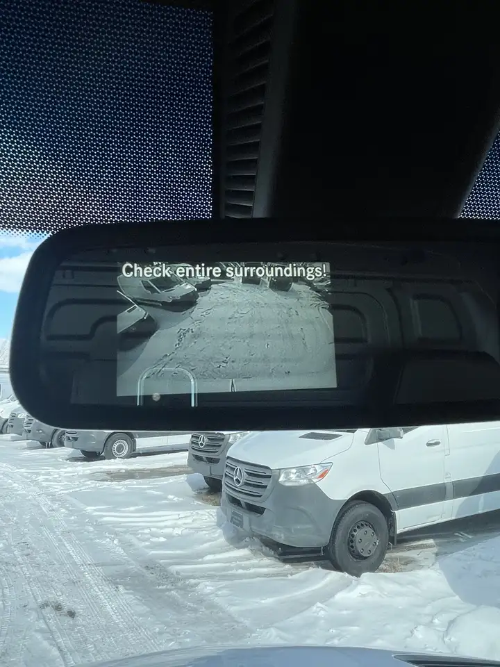 Mercedes-Benz Sprinter снимка Mercedes-Benz Sprinter