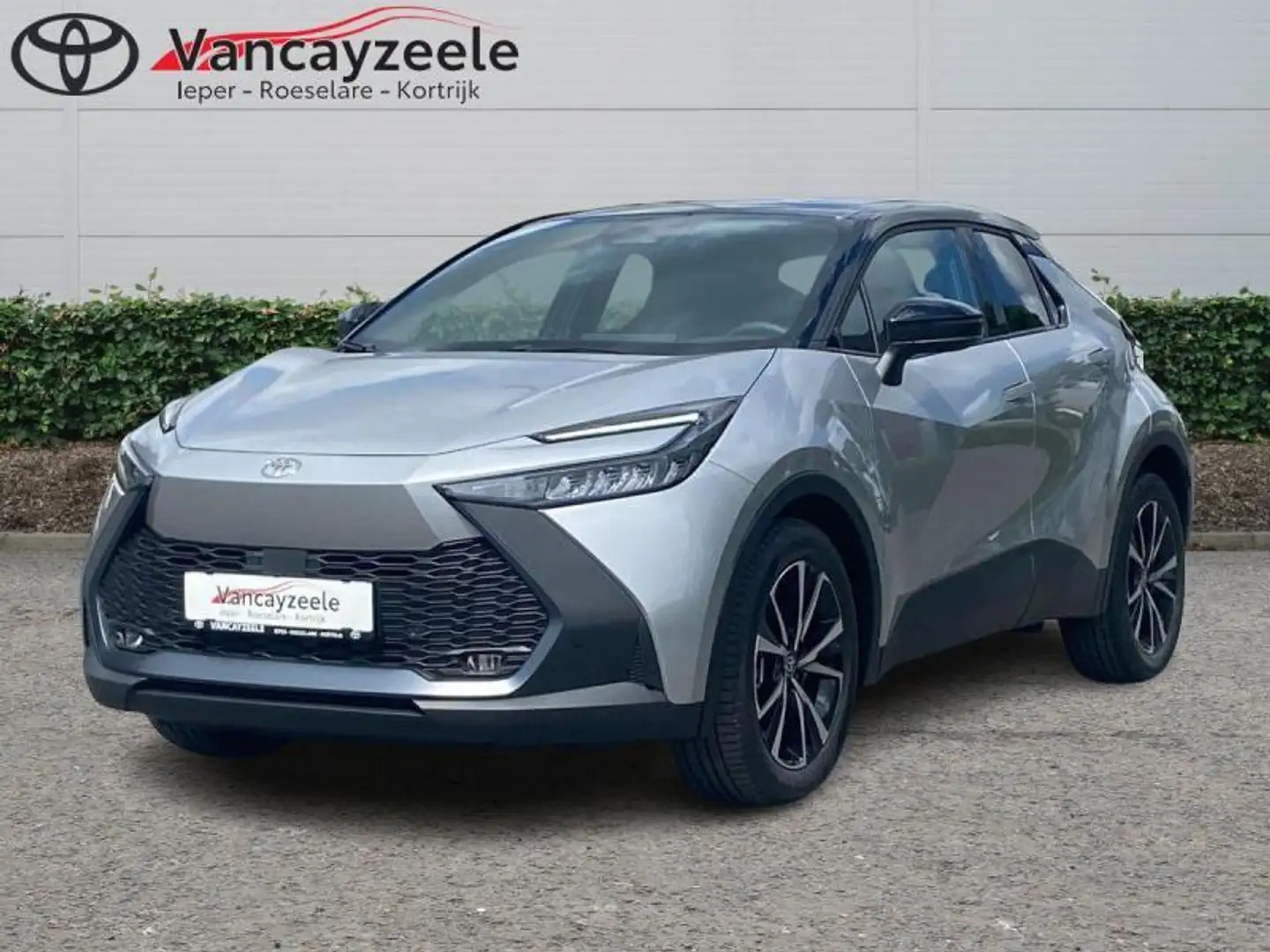 Toyota C-HR Dynamic Plus Bi-Tone+CAM+NAV+S Zilver - 1