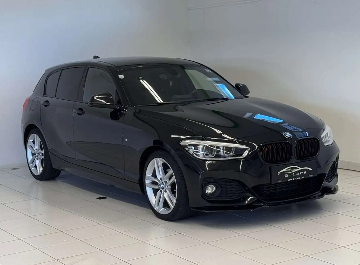 BMW 118 d M Sport *Facelift*LED*Servicegepflegt bei BMW* Schwarz - 1