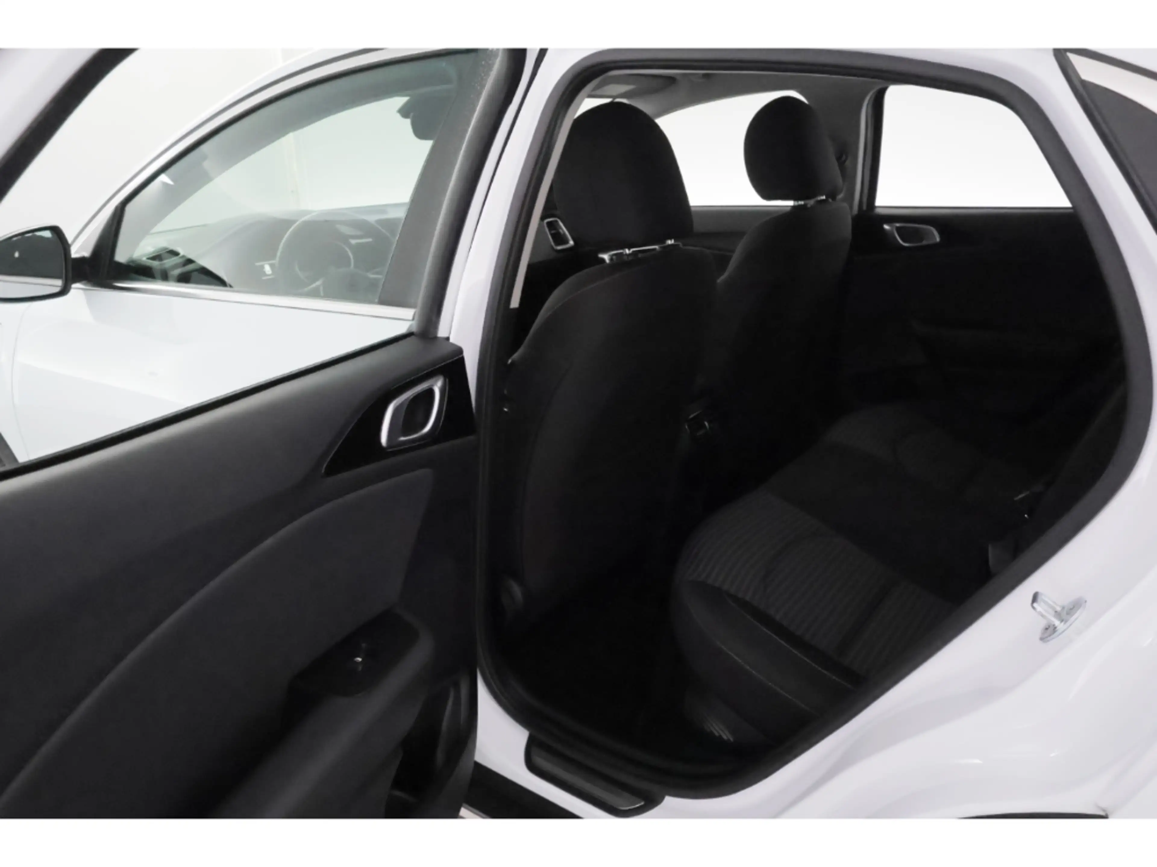 Kia XCeed 1.6T-GDI Aut.Vision+LED+CARPLAY+SHZ+KAMERA — photo 22