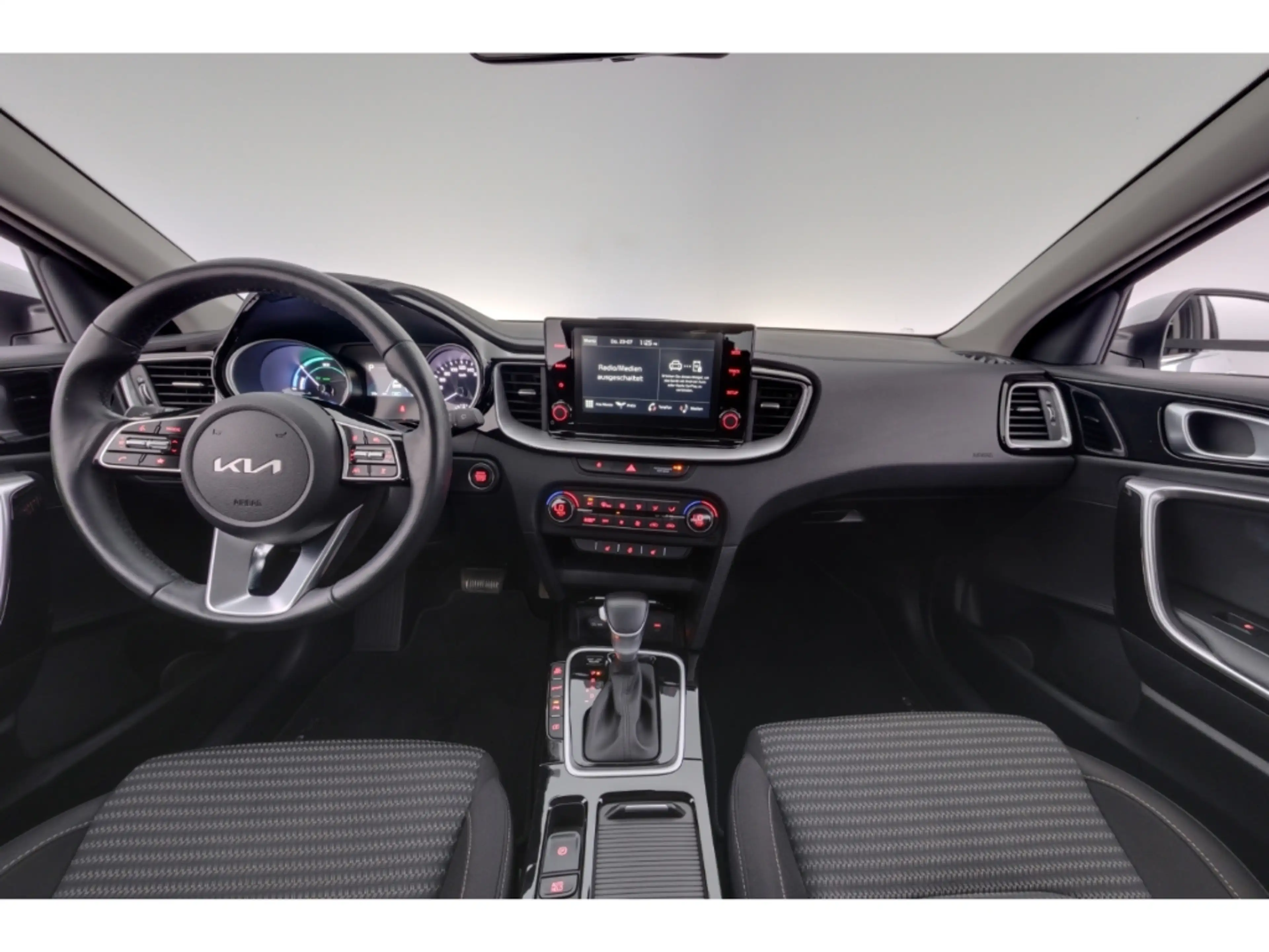 Kia XCeed 1.6T-GDI Aut.Vision+LED+CARPLAY+SHZ+KAMERA — photo 10
