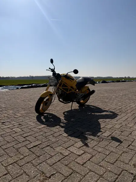 Ducati Monster 600 - foto 5