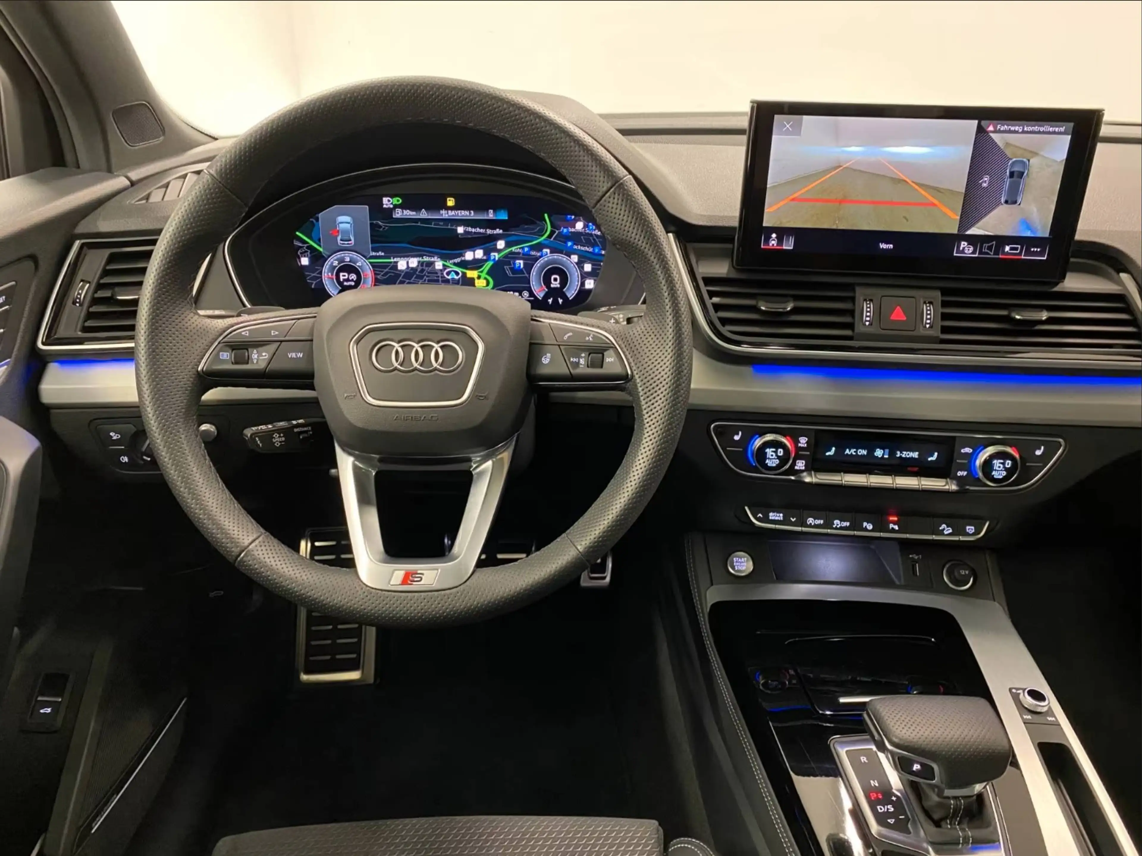Audi Q5 40 TDI quattro S line — photo 7