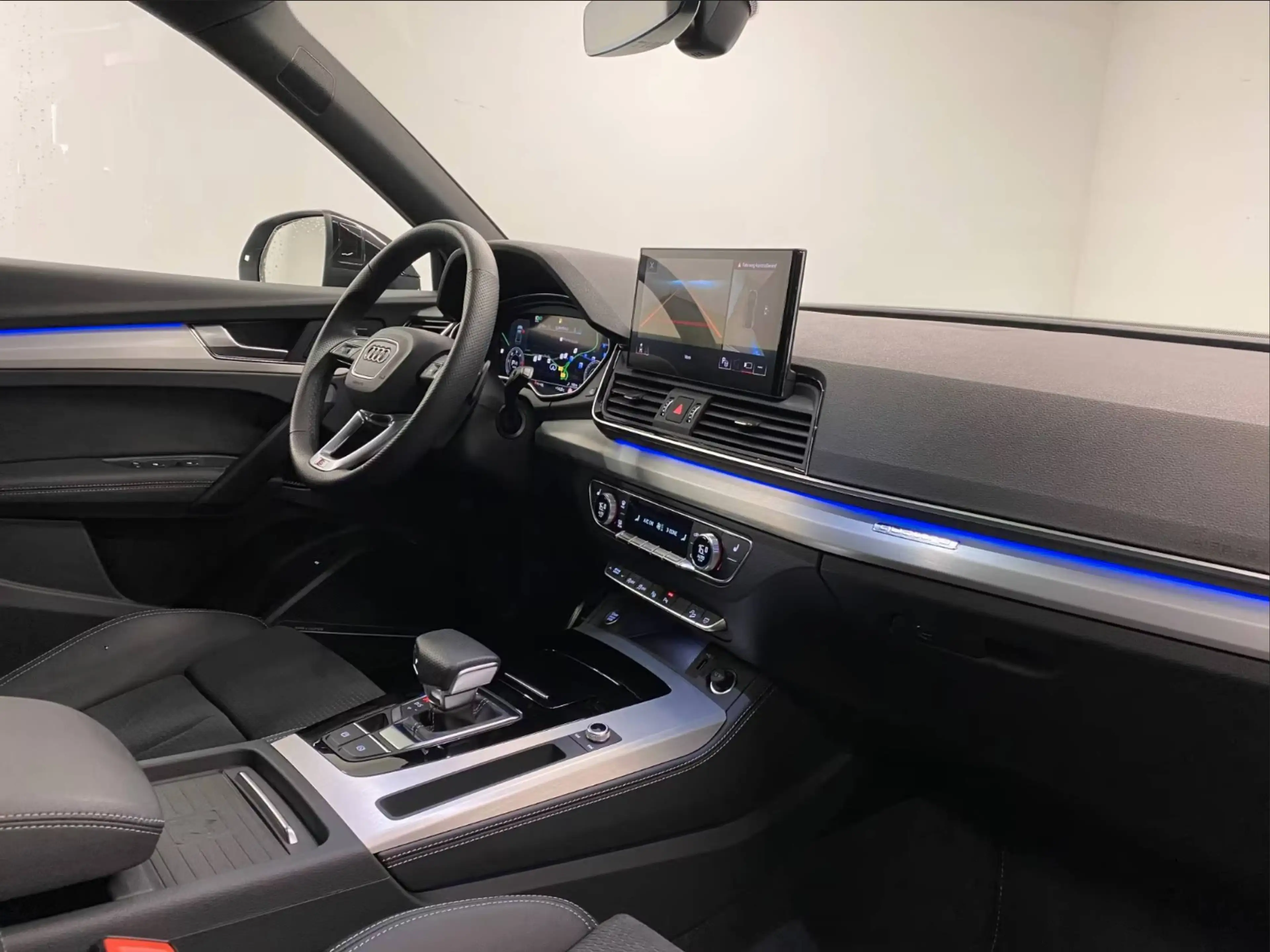 Audi Q5 40 TDI quattro S line — photo 9
