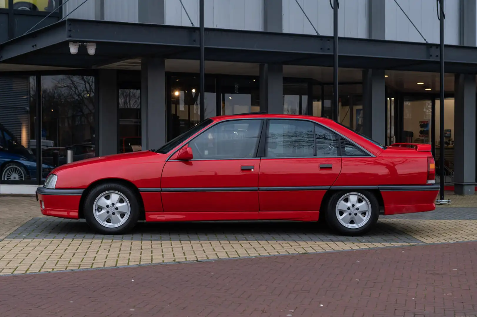 Opel Omega A 3000 24V Rot - 2