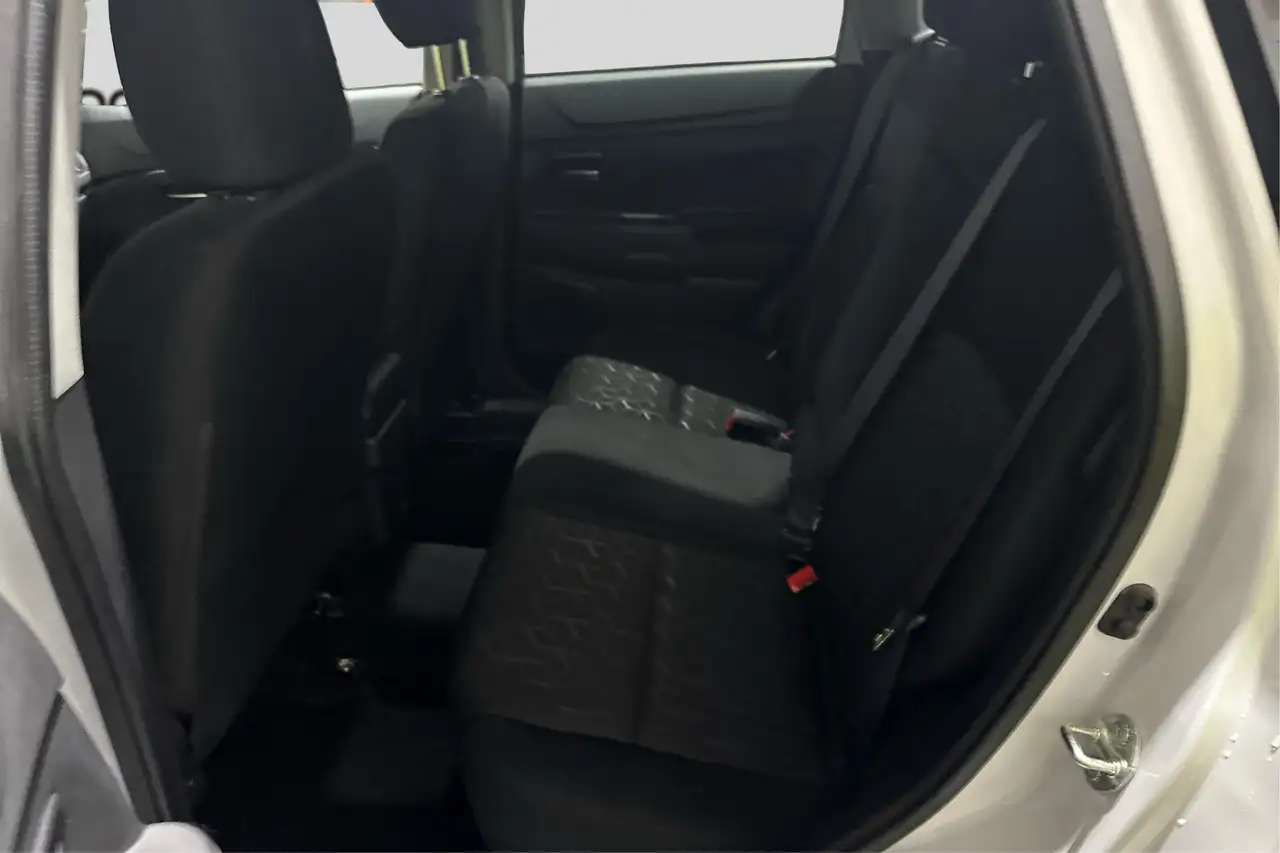 Mitsubishi RVR снимка Mitsubishi RVR