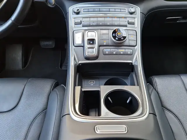 Hyundai Santa Fe view 14