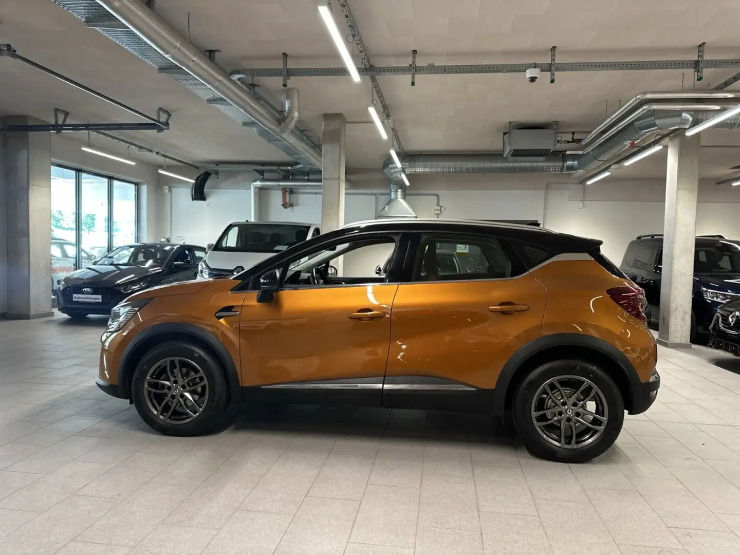 Renault Captur II Intens Klima Navi Rückfahrkamera Sitzheizung Orange - 2