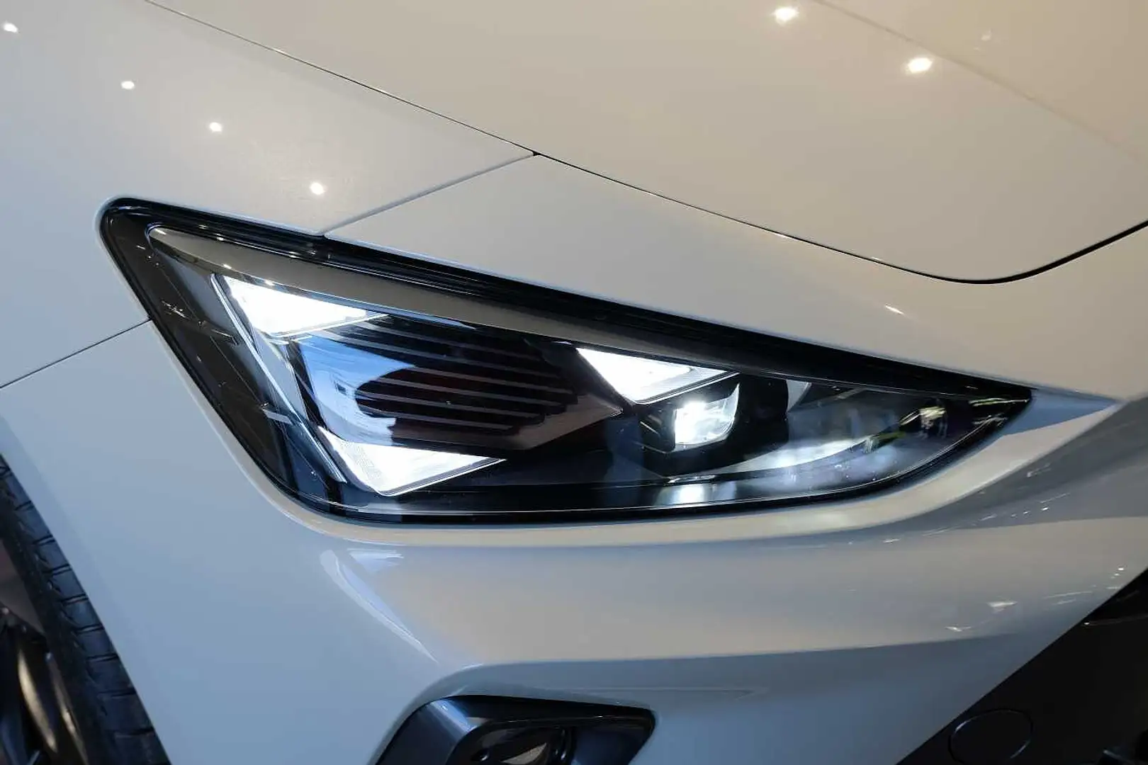 CUPRA Leon 1.5 TSI 150CV MHEV DSG MY25 Gris - 2