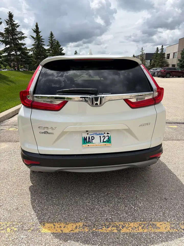 Honda CR-V photo Honda CR-V