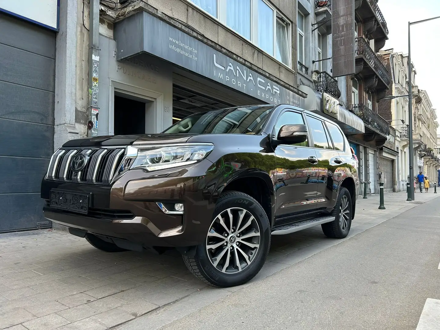 Toyota Land Cruiser Landcruiser 2.8D-4D Premium 7 PLACE Brown - 1