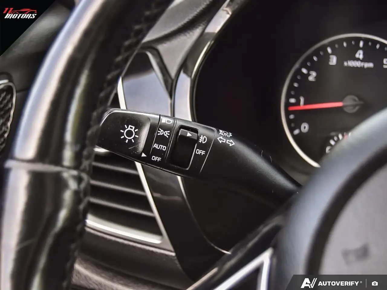 Kia Seltos снимка Kia Seltos