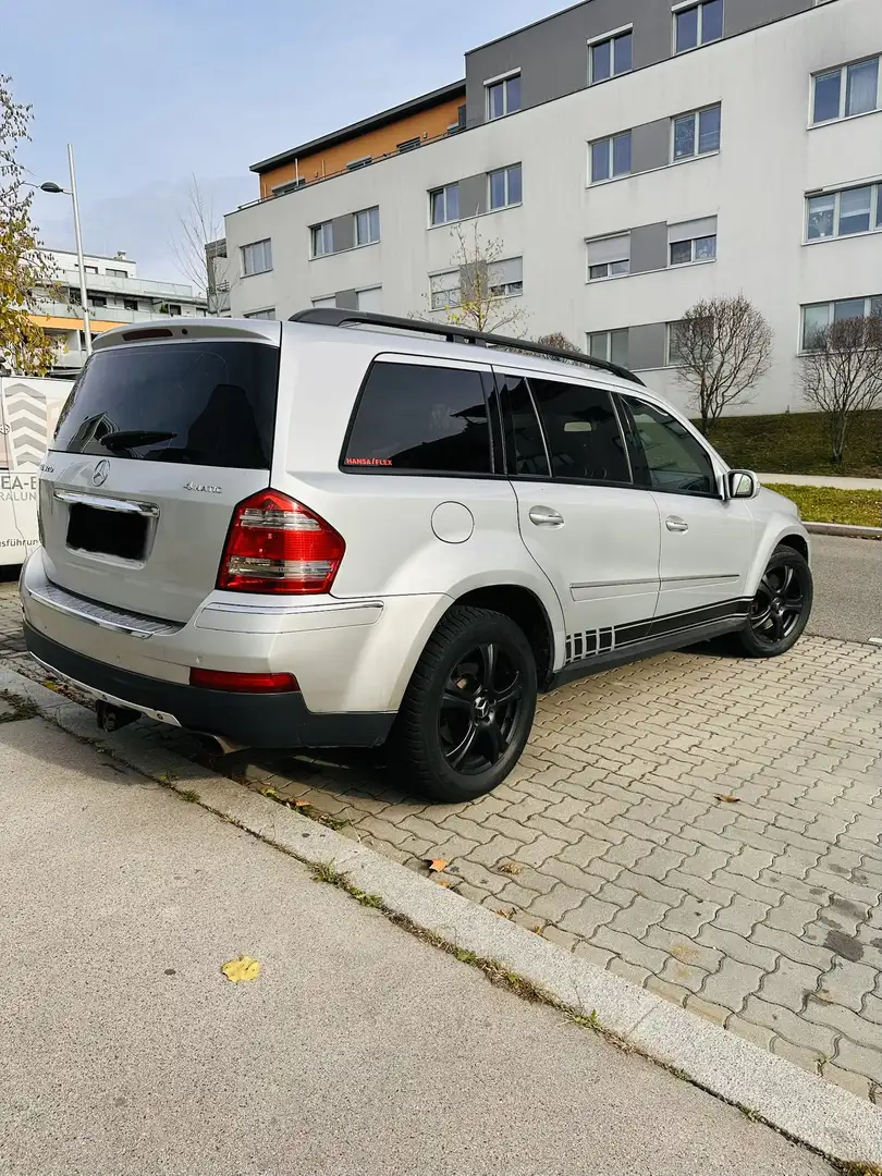 Mercedes-Benz GL 320 CDI 4MATIC Aut. Grau - 2