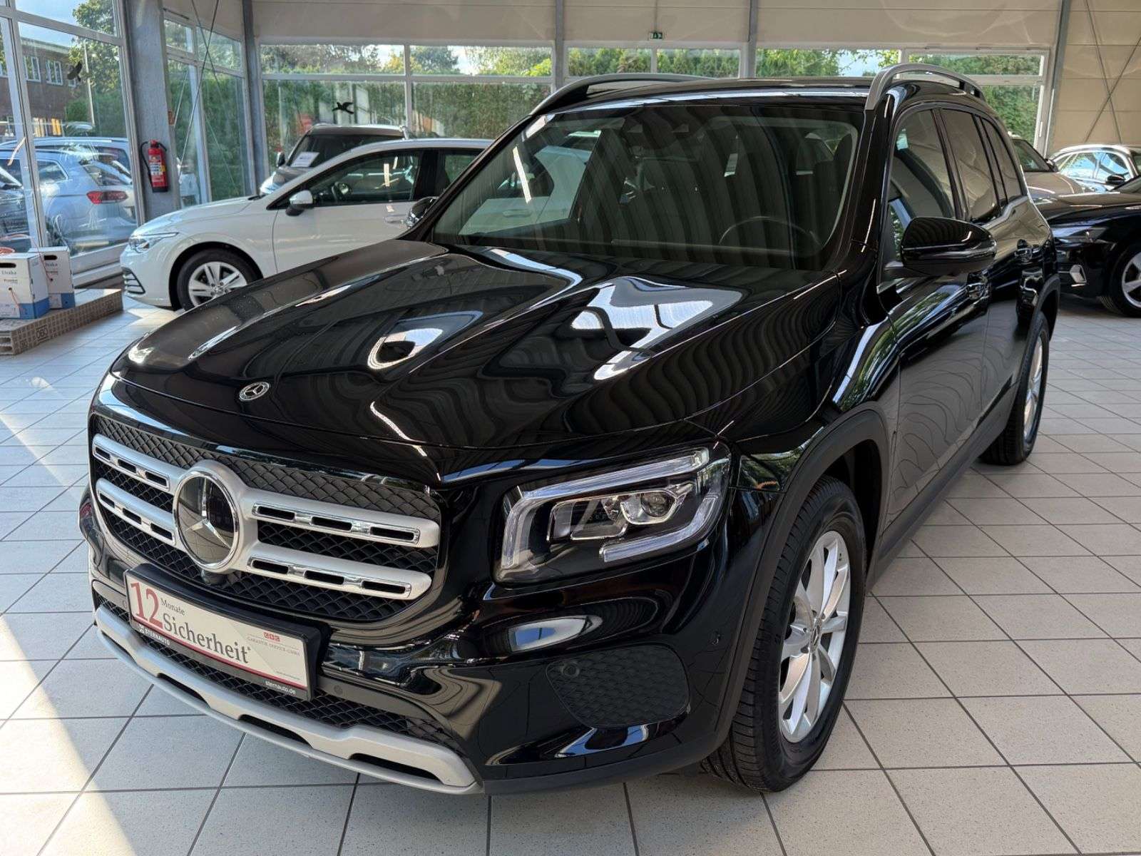 Mercedes-Benz GLB 200