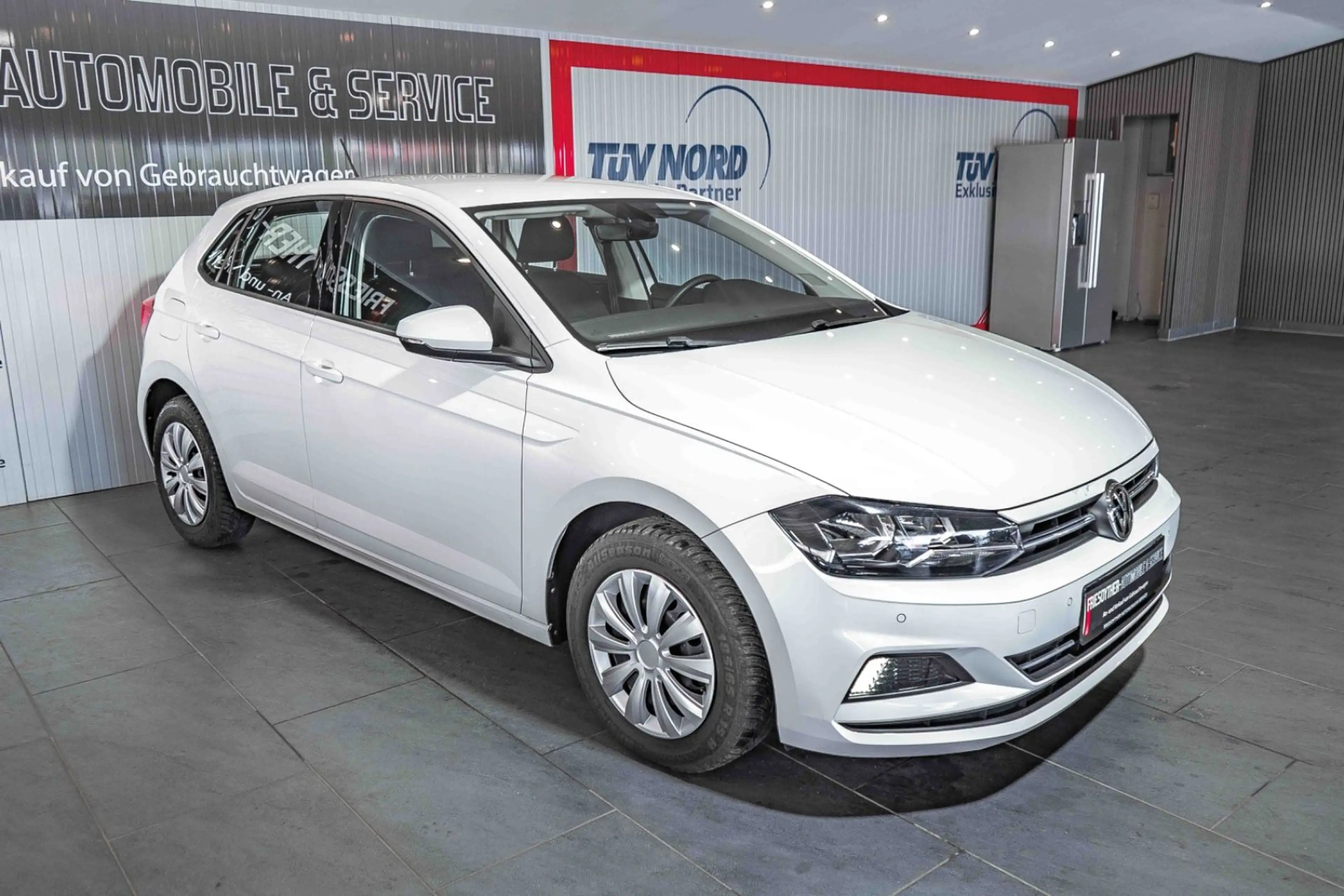 Volkswagen Polo VI 1.6 TDI Comfortline ACC Navi Einparkhilf — photo 3