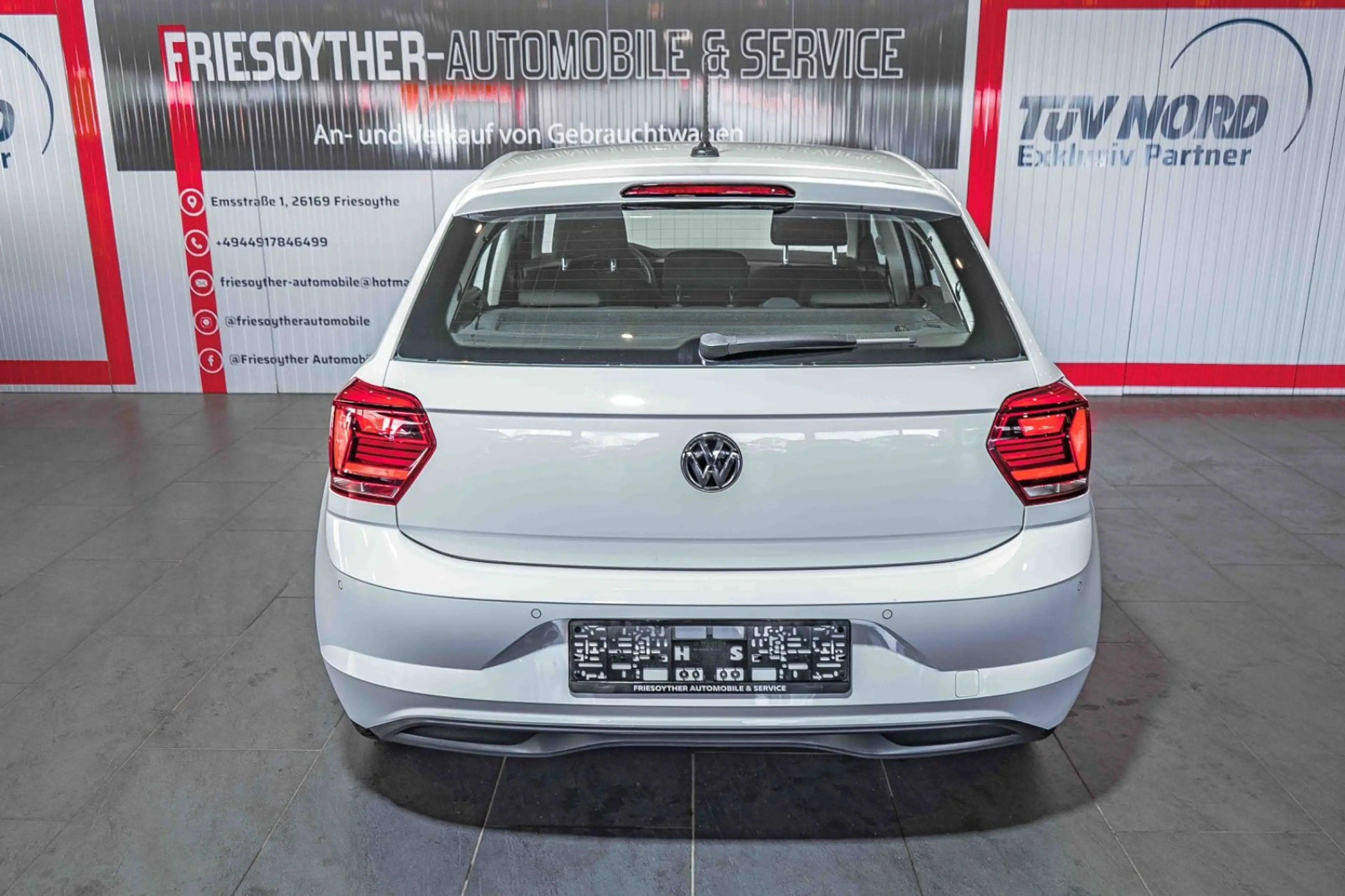 Volkswagen Polo VI 1.6 TDI Comfortline ACC Navi Einparkhilf — photo 9