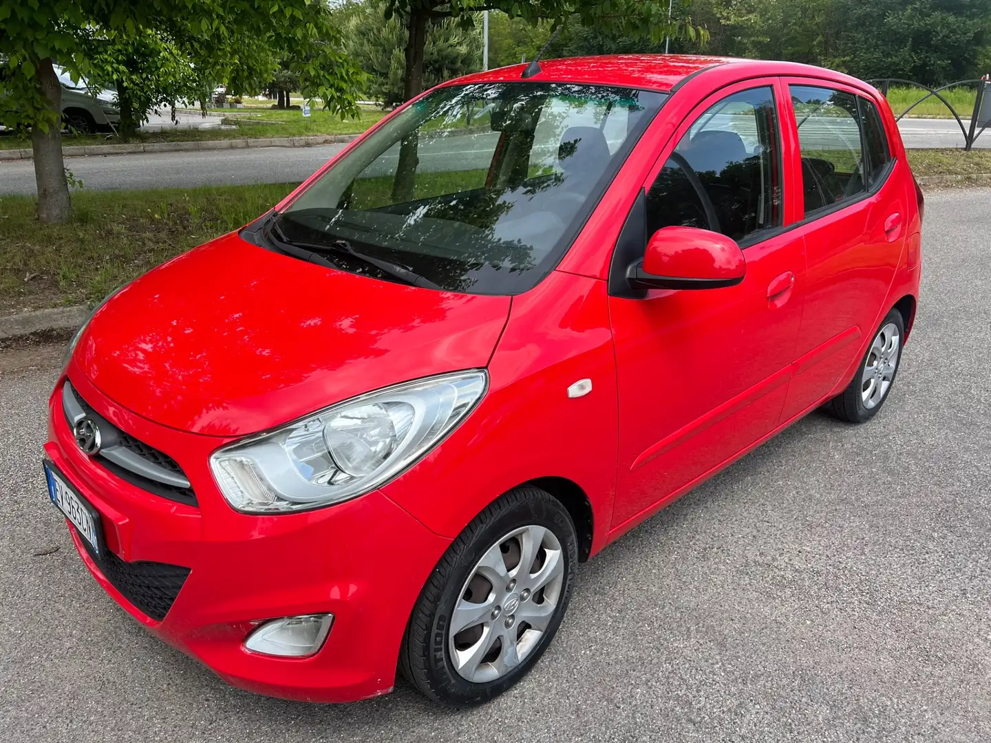 Hyundai i10 1.1 12V Econext Classic Plus Rosso - 1
