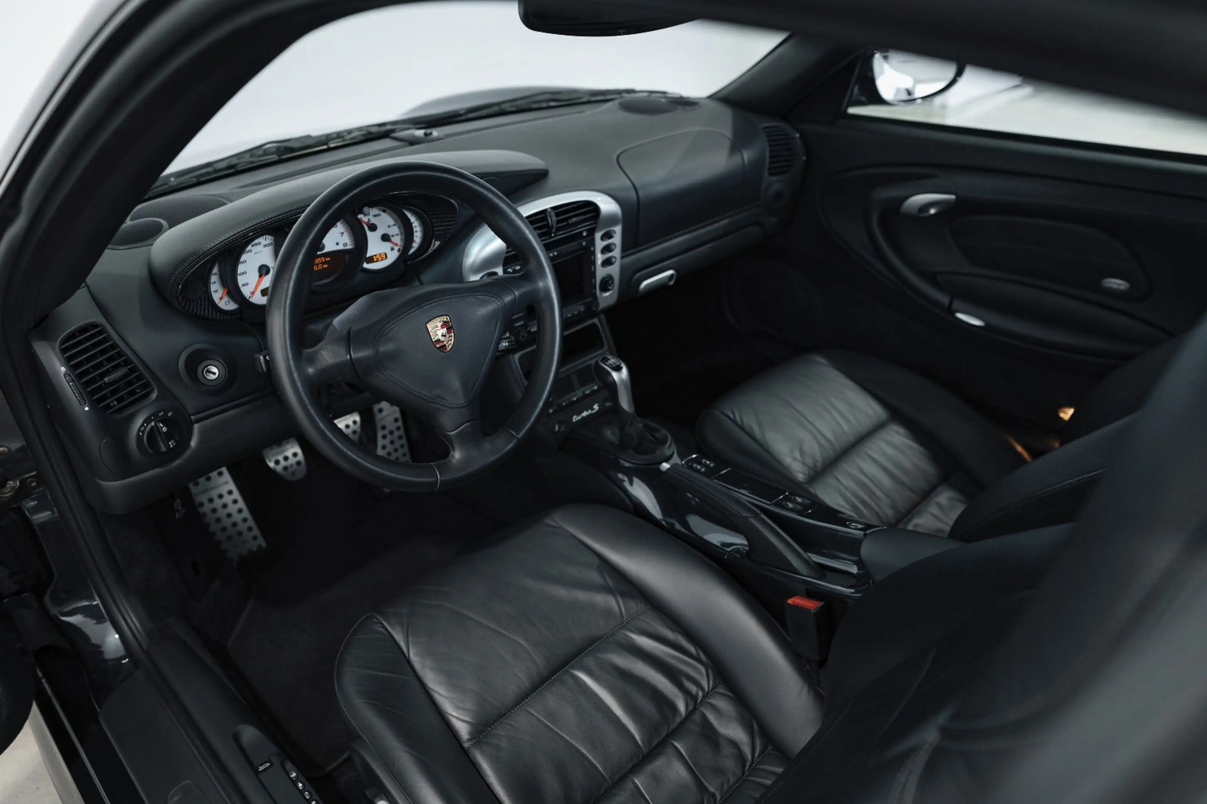 Porsche 996 Turbo S Coupé — photo 11