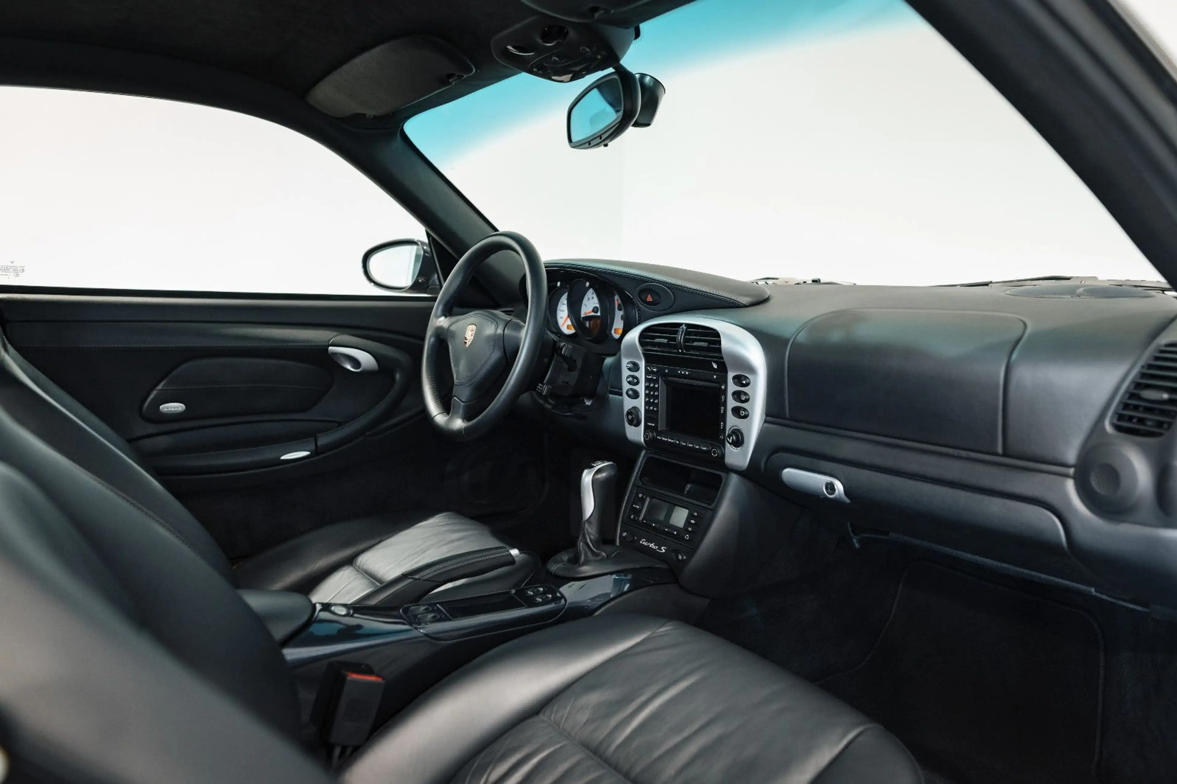 Porsche 996 Turbo S Coupé — photo 9
