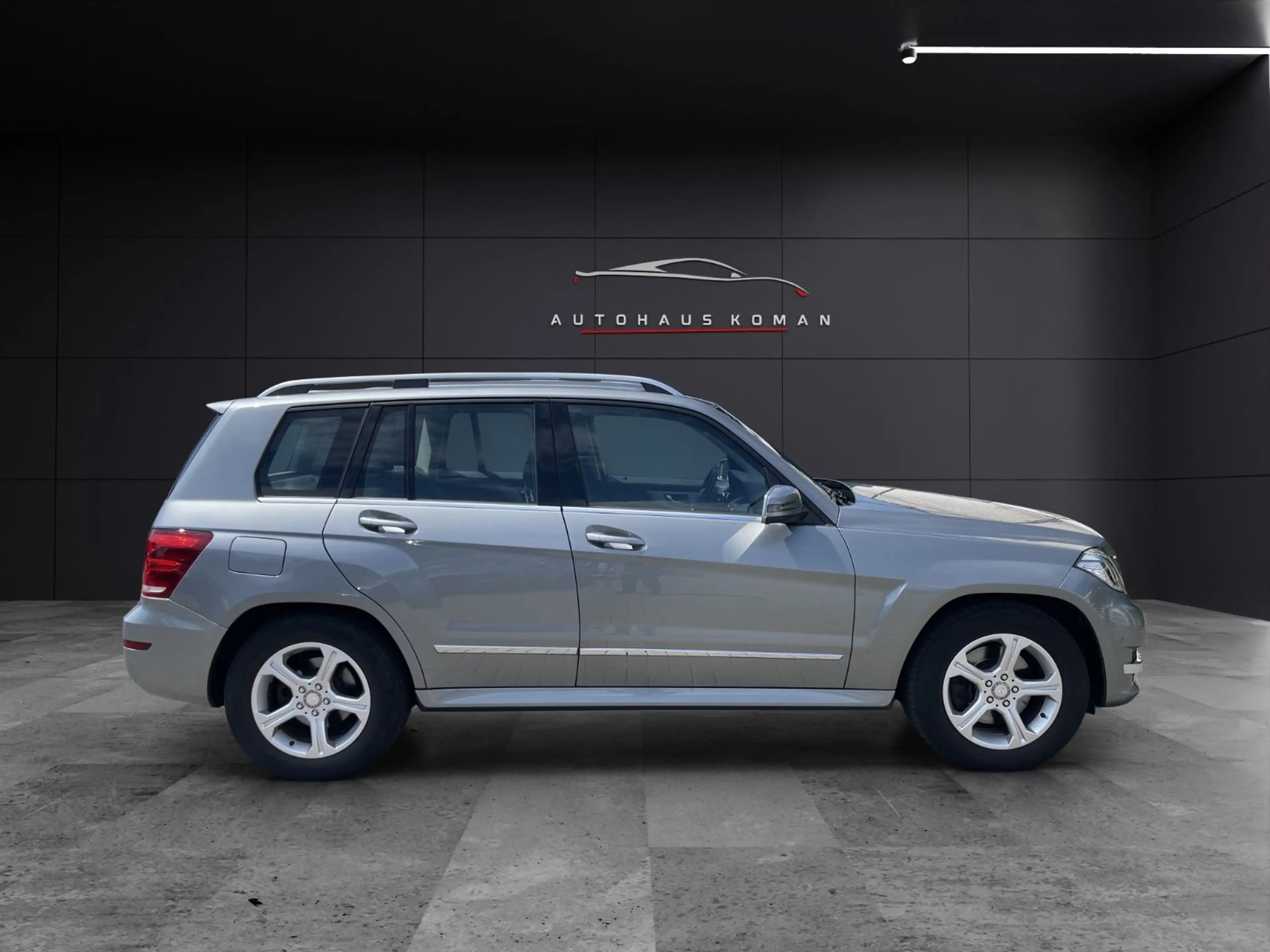 Mercedes-Benz GLK 220 CDI 4Matic*AUTOM.*S.HEFT*AHK*PDC*NAVI*2.H — photo 5