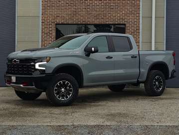 ZR 2 6.2 V8  € 73.900 ,- excl btw