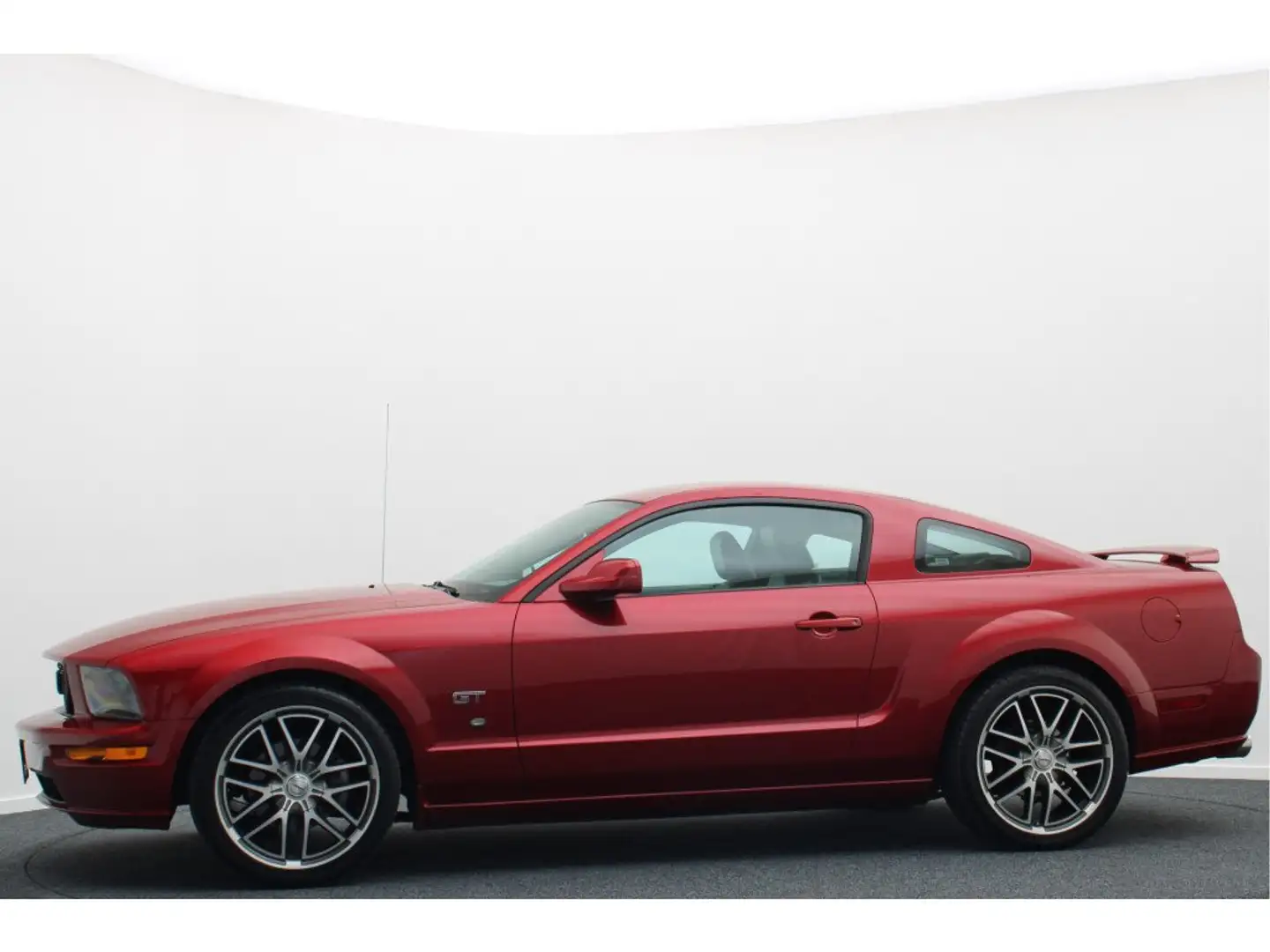 Ford Mustang 4.6 V8 GT Zie beschrijving! Rood - 2